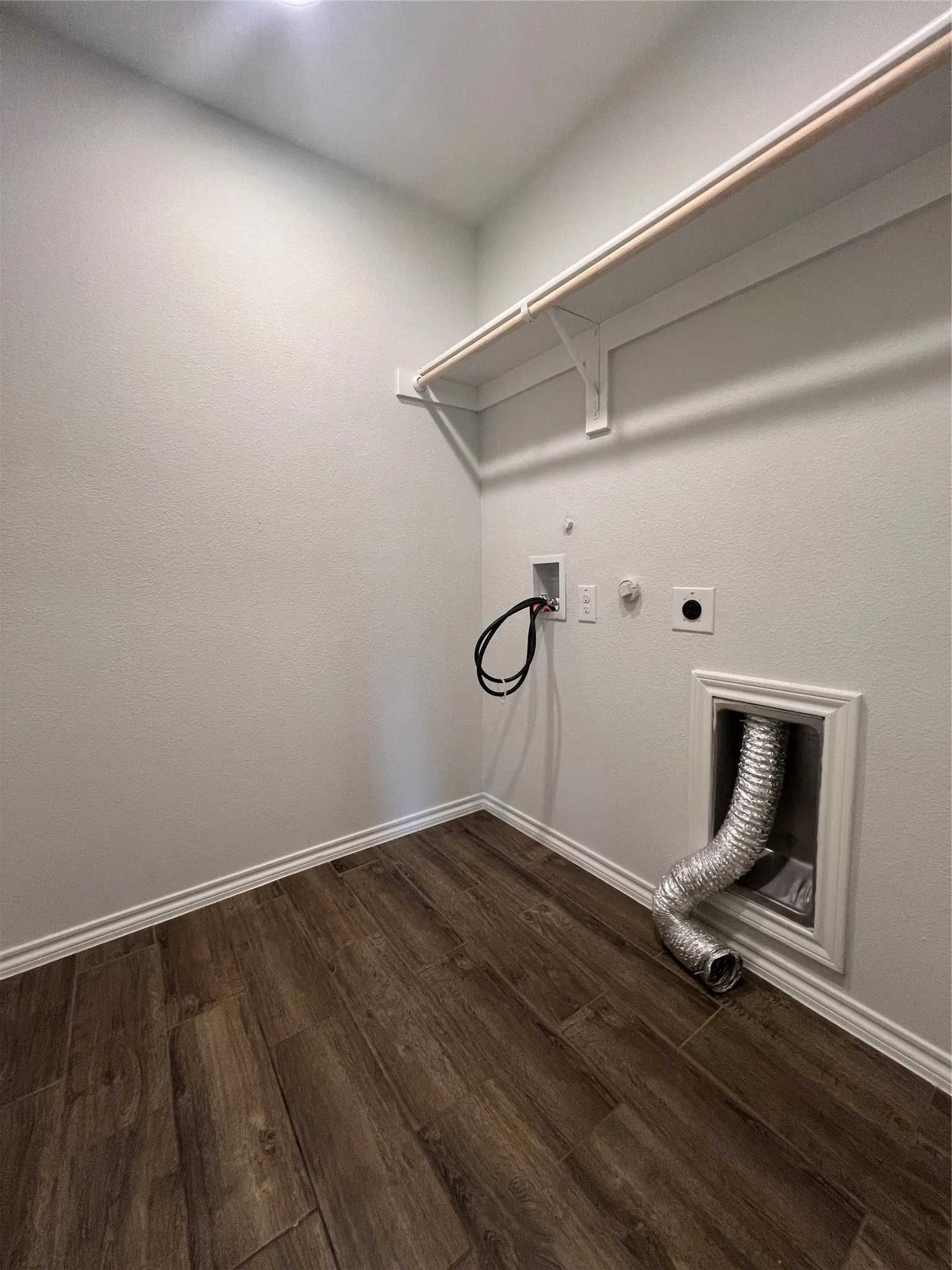 Single Family Residence For Rent in Denton County , 3736 Maroon Creek Road, Aubrey, Texas 76227, 4 Bedroom, 2 Bathroom, 2 Garage spaces, 2,030 Sqft, built in 2022, mls#21352586, Real Estate Agent in Aubrey, Homes For Rent in Denton county, Homes For Rent in Aubrey, Realtor in Aubrey Texas, Real Estate Brokerage Independent Realty Texas, Luminita Cordes Realtor