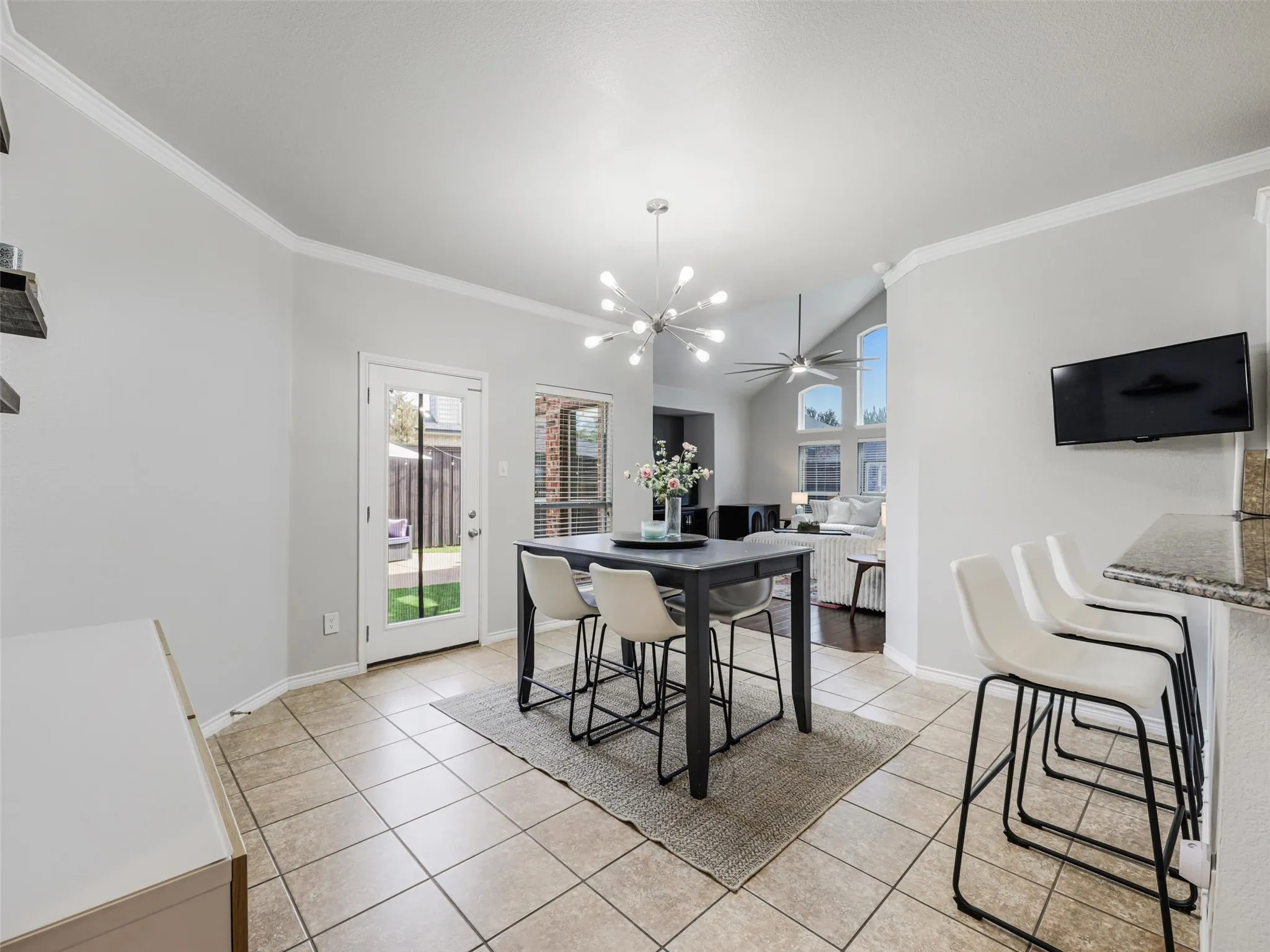 Single Family Residence For Sale in Denton County , 13827 Plum Valley Drive, Frisco, Texas 75033, 4 Bedroom, 3 Bathroom, 2 Garage spaces, 3,013 Sqft, built in 2006, mls#21354336, Real Estate Agent in Frisco, Homes For Sale in Denton county, Homes For Sale in Frisco, Realtor in Frisco Texas, Real Estate Brokerage Independent Realty Texas, Luminita Cordes Realtor