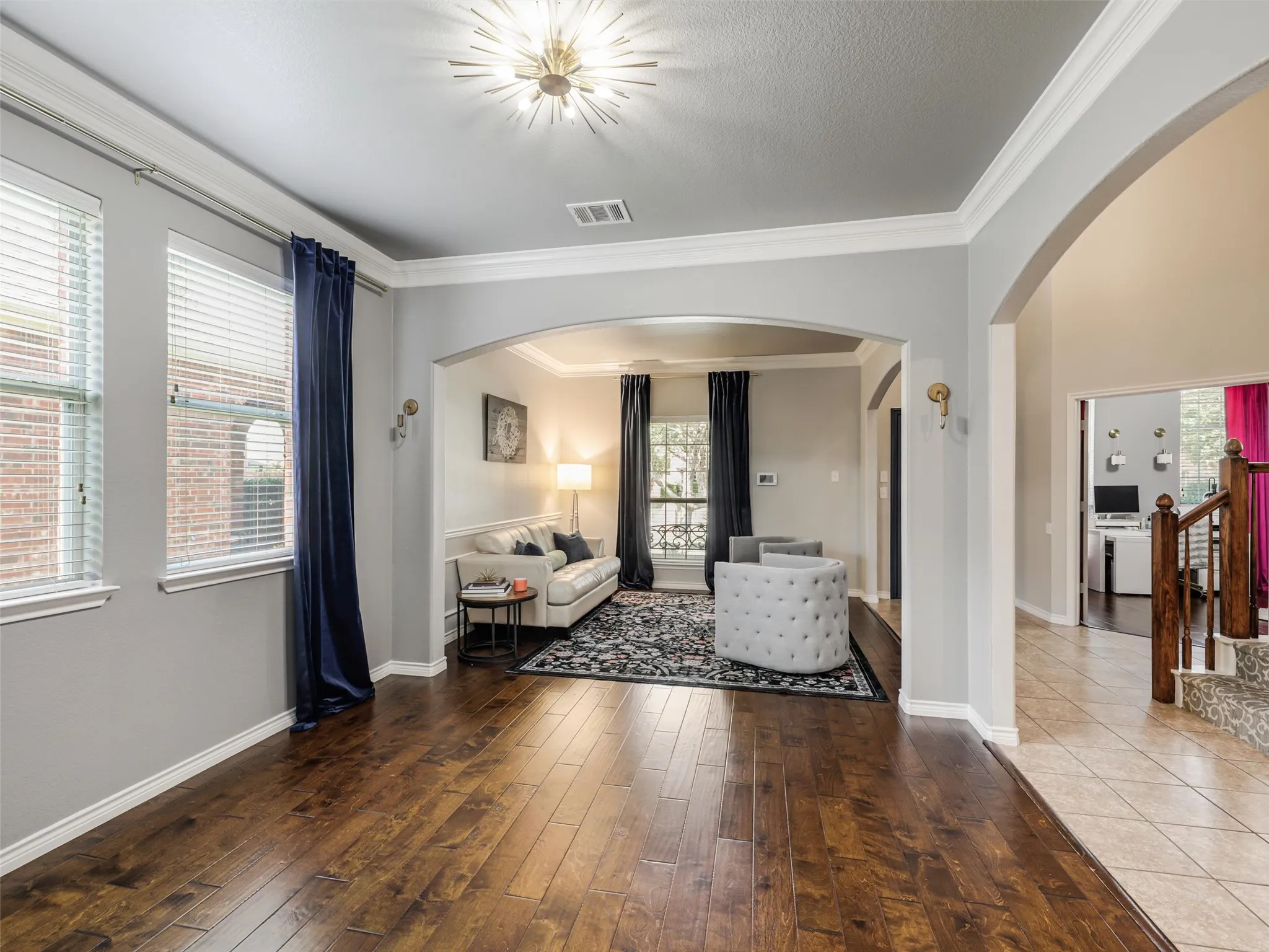 Single Family Residence For Sale in Denton County , 13827 Plum Valley Drive, Frisco, Texas 75033, 4 Bedroom, 3 Bathroom, 2 Garage spaces, 3,013 Sqft, built in 2006, mls#21354336, Real Estate Agent in Frisco, Homes For Sale in Denton county, Homes For Sale in Frisco, Realtor in Frisco Texas, Real Estate Brokerage Independent Realty Texas, Luminita Cordes Realtor