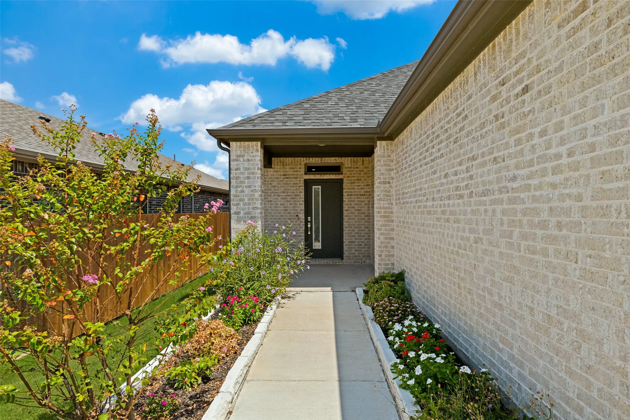 Single Family Residence For Rent in Collin County , 204 Mountain Meadow Lane, Princeton, Texas 75071, 3 Bedroom, 2 Bathroom, 2 Garage spaces, 1,228 Sqft, built in 2023, mls#21354340, Real Estate Agent in Princeton, Homes For Rent in Collin county, Homes For Rent in Princeton, Realtor in Princeton Texas, Real Estate Brokerage Independent Realty Texas, Luminita Cordes Realtor