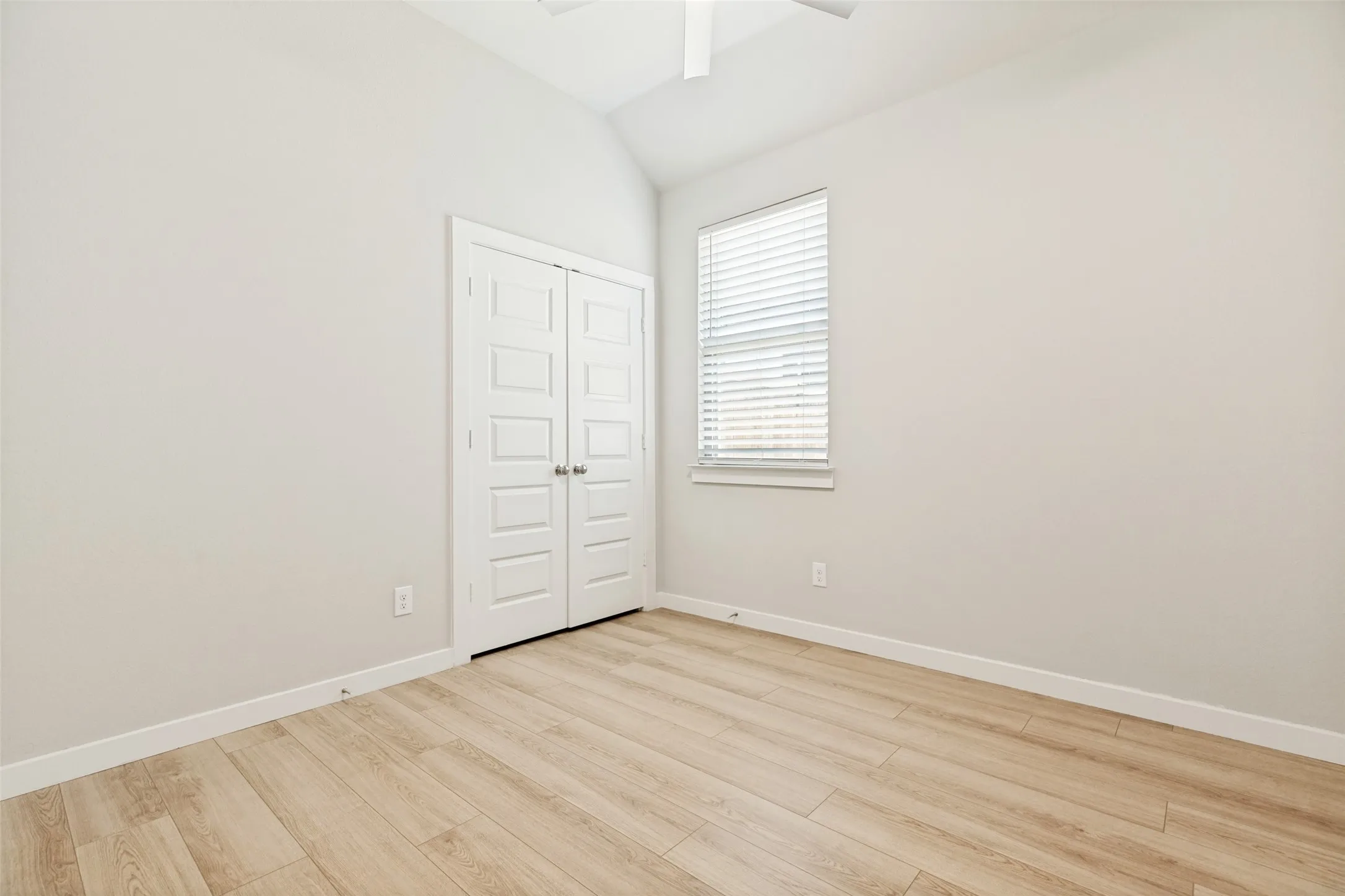 Single Family Residence For Rent in Collin County , 204 Mountain Meadow Lane, Princeton, Texas 75071, 3 Bedroom, 2 Bathroom, 2 Garage spaces, 1,228 Sqft, built in 2023, mls#21354340, Real Estate Agent in Princeton, Homes For Rent in Collin county, Homes For Rent in Princeton, Realtor in Princeton Texas, Real Estate Brokerage Independent Realty Texas, Luminita Cordes Realtor
