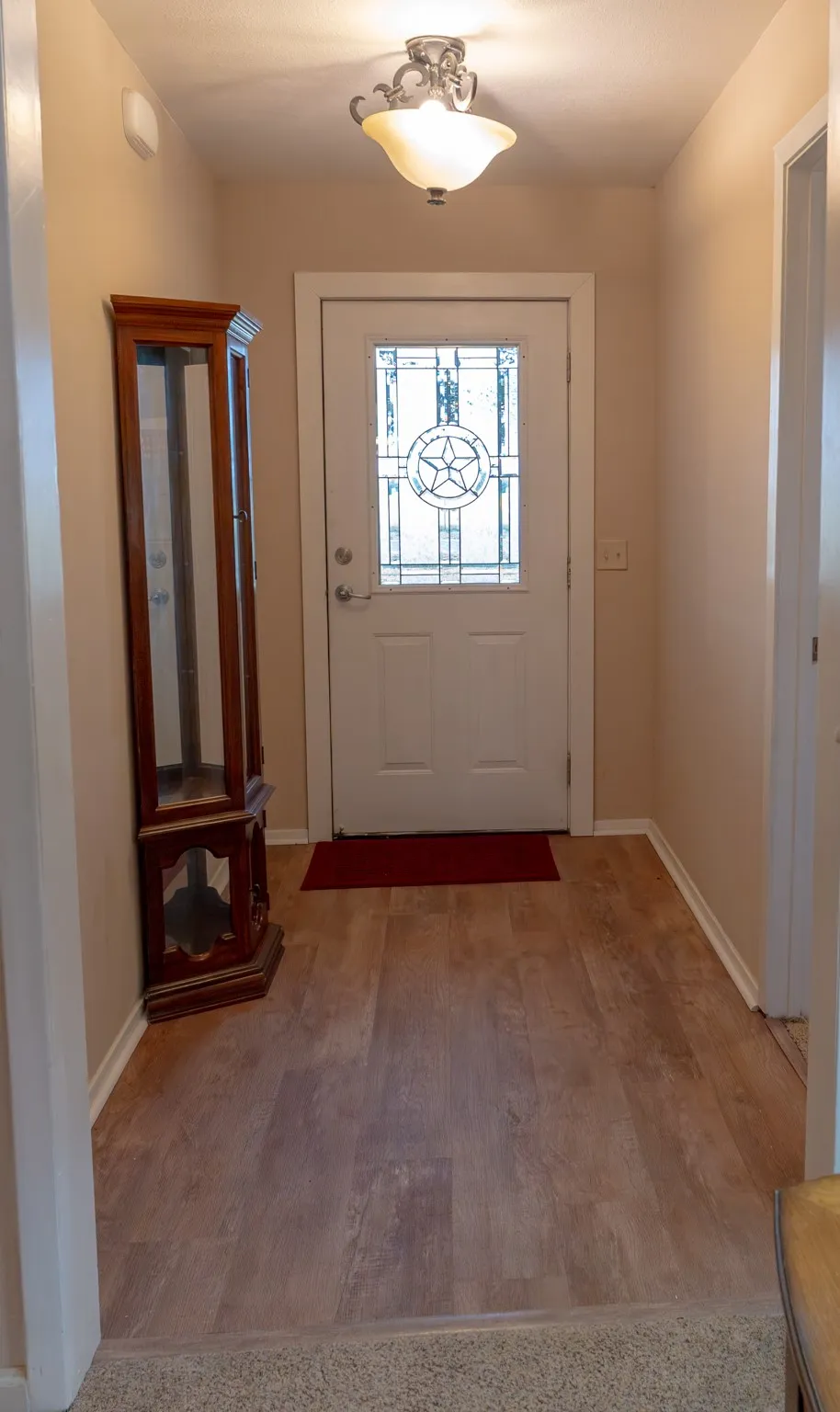 Single Family Residence For Sale in Fannin County , 502 County Road 2610, Bonham, Texas 75418, 4 Bedroom, 2 Bathroom, 2 Garage spaces, 2,181 Sqft, built in 1980, mls#21354334, Real Estate Agent in Bonham, Homes For Sale in Fannin county, Homes For Sale in Bonham, Realtor in Bonham Texas, Real Estate Brokerage Independent Realty Texas, Luminita Cordes Realtor