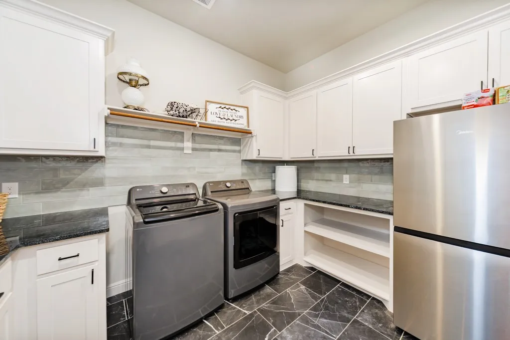 Single Family Residence For Sale in Wise County , 171 Rio Rancho Drive, Decatur, Texas 76234, 4 Bedroom, 3 Bathroom, 3 Garage spaces, 3,194 Sqft, built in 2024, mls#21353220, Real Estate Agent in Decatur, Homes For Sale in Wise county, Homes For Sale in Decatur, Realtor in Decatur Texas, Real Estate Brokerage Independent Realty Texas, Luminita Cordes Realtor