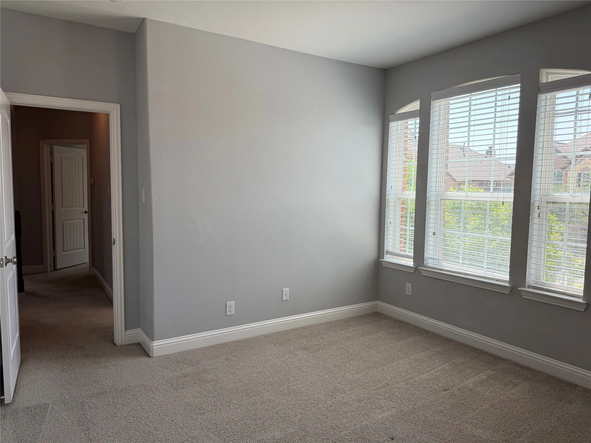 Single Family Residence For Rent in Denton County , 2417 Kingsgate Drive, Little Elm, Texas 75068, 4 Bedroom, 3 Bathroom, 2 Garage spaces, 2,791 Sqft, built in 2015, mls#21349163, Real Estate Agent in Little Elm, Homes For Rent in Denton county, Homes For Rent in Little Elm, Realtor in Little Elm Texas, Real Estate Brokerage Independent Realty Texas, Luminita Cordes Realtor
