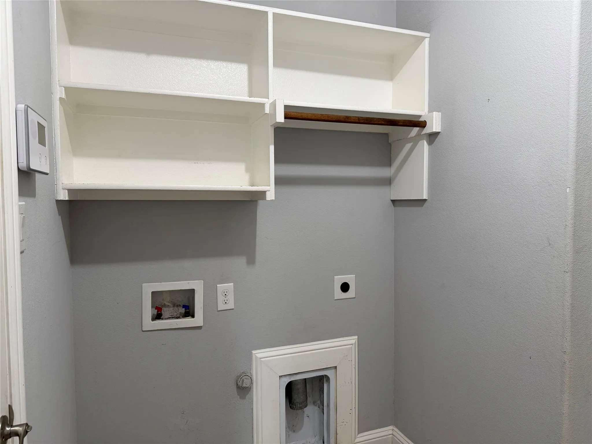 Single Family Residence For Rent in Denton County , 2417 Kingsgate Drive, Little Elm, Texas 75068, 4 Bedroom, 3 Bathroom, 2 Garage spaces, 2,791 Sqft, built in 2015, mls#21349163, Real Estate Agent in Little Elm, Homes For Rent in Denton county, Homes For Rent in Little Elm, Realtor in Little Elm Texas, Real Estate Brokerage Independent Realty Texas, Luminita Cordes Realtor