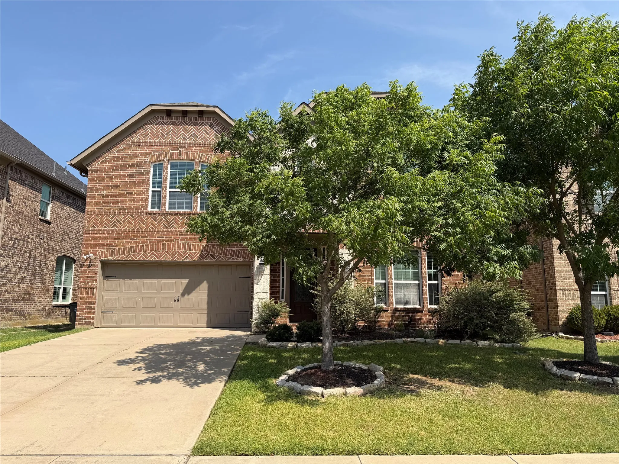 Single Family Residence For Rent in Denton County , 2417 Kingsgate Drive, Little Elm, Texas 75068, 4 Bedroom, 3 Bathroom, 2 Garage spaces, 2,791 Sqft, built in 2015, mls#21349163, Real Estate Agent in Little Elm, Homes For Rent in Denton county, Homes For Rent in Little Elm, Realtor in Little Elm Texas, Real Estate Brokerage Independent Realty Texas, Luminita Cordes Realtor