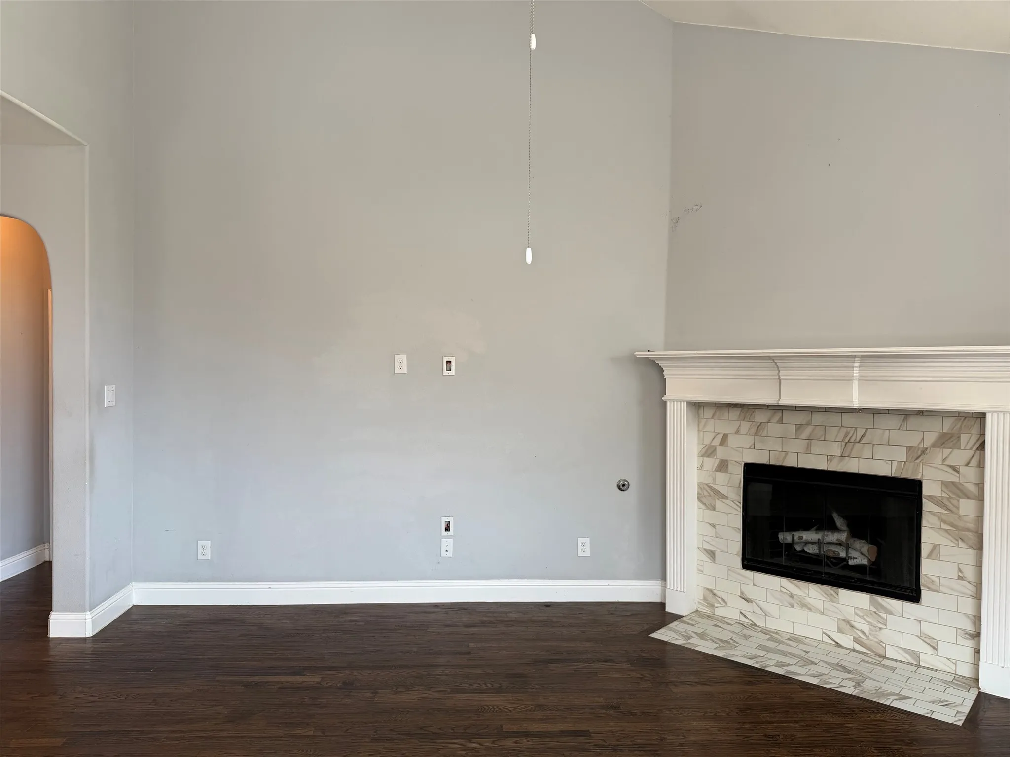Single Family Residence For Rent in Denton County , 2417 Kingsgate Drive, Little Elm, Texas 75068, 4 Bedroom, 3 Bathroom, 2 Garage spaces, 2,791 Sqft, built in 2015, mls#21349163, Real Estate Agent in Little Elm, Homes For Rent in Denton county, Homes For Rent in Little Elm, Realtor in Little Elm Texas, Real Estate Brokerage Independent Realty Texas, Luminita Cordes Realtor