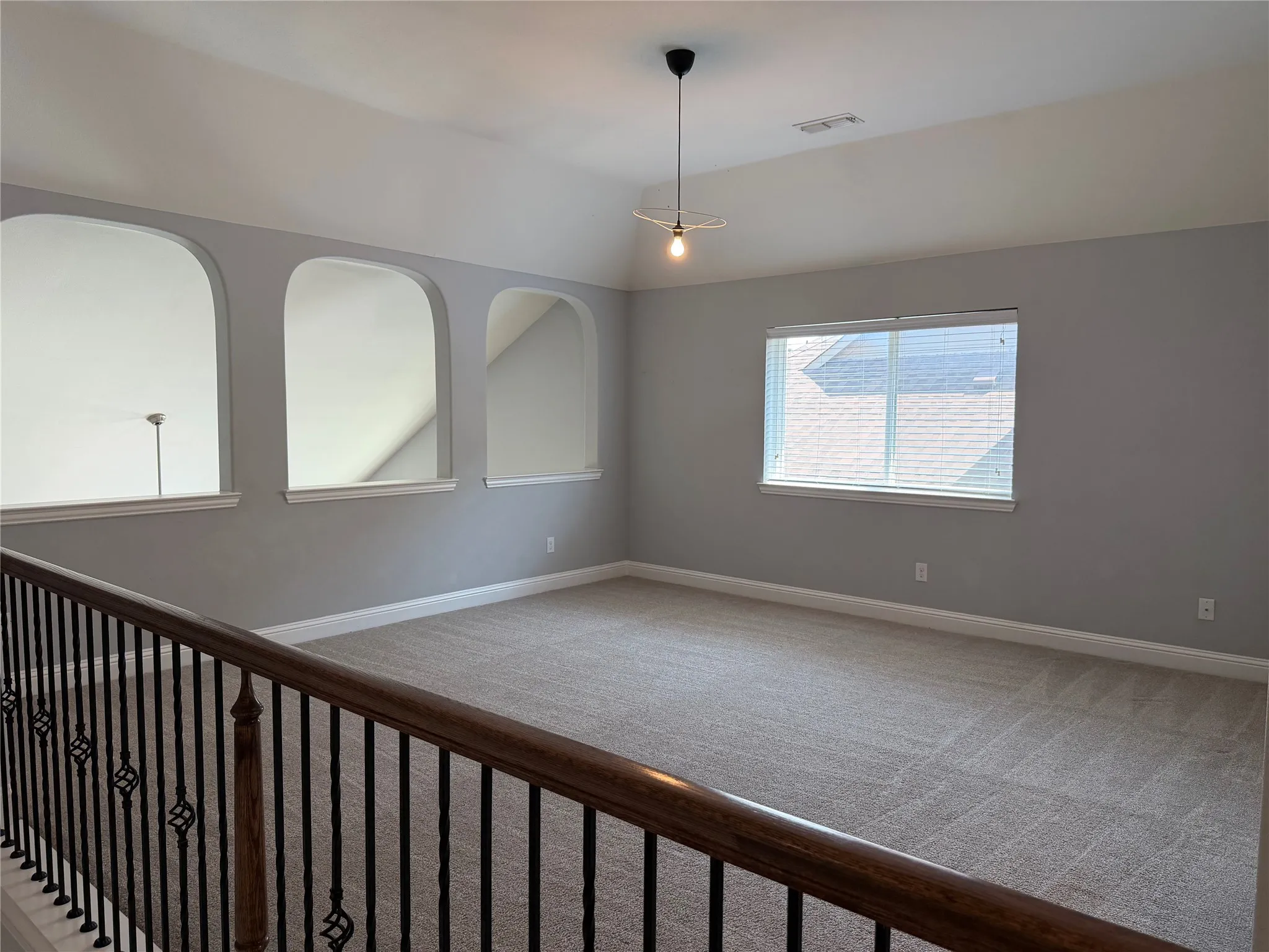 Single Family Residence For Rent in Denton County , 2417 Kingsgate Drive, Little Elm, Texas 75068, 4 Bedroom, 3 Bathroom, 2 Garage spaces, 2,791 Sqft, built in 2015, mls#21349163, Real Estate Agent in Little Elm, Homes For Rent in Denton county, Homes For Rent in Little Elm, Realtor in Little Elm Texas, Real Estate Brokerage Independent Realty Texas, Luminita Cordes Realtor