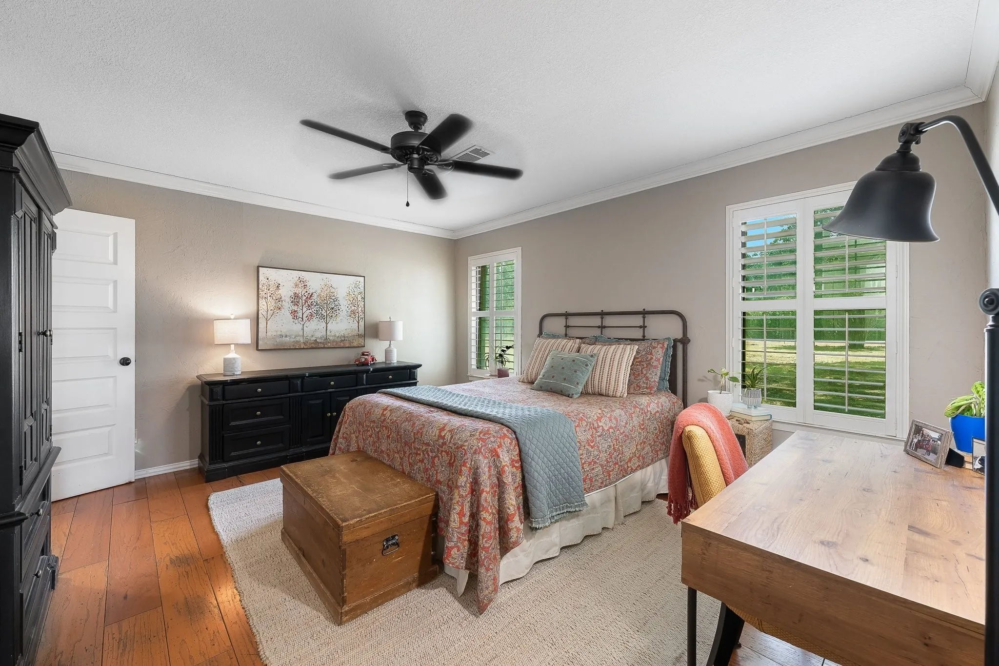 Single Family Residence For Sale in Denton County , 703 Robin Lane, Argyle, Texas 76226, 3 Bedrooms, 2 Bathrooms, Garage spaces, 2,096 Sqft, built in 1984, Price $649,000, mls#21351398, Real Estate Agent in Argyle, Homes For Sale in Denton county, Homes For Sale in Argyle, Realtor in Argyle Texas, Real Estate Brokerage Independent Realty Texas, Luminita Cordes Realtor