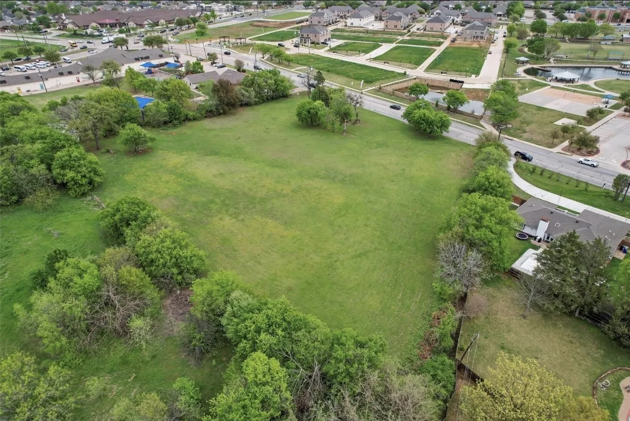 Unimproved Land For Sale in Tarrant County , 1731 N Walnut Creek Drive, Mansfield, Texas 76063, 0, 0, Garage spaces, 0 Sqft, built in 0, Price $575,000, mls#21354350, Real Estate Agent in Mansfield, Homes For Sale in Tarrant county, Homes For Sale in Mansfield, Realtor in Mansfield Texas, Real Estate Brokerage Independent Realty Texas, Luminita Cordes Realtor