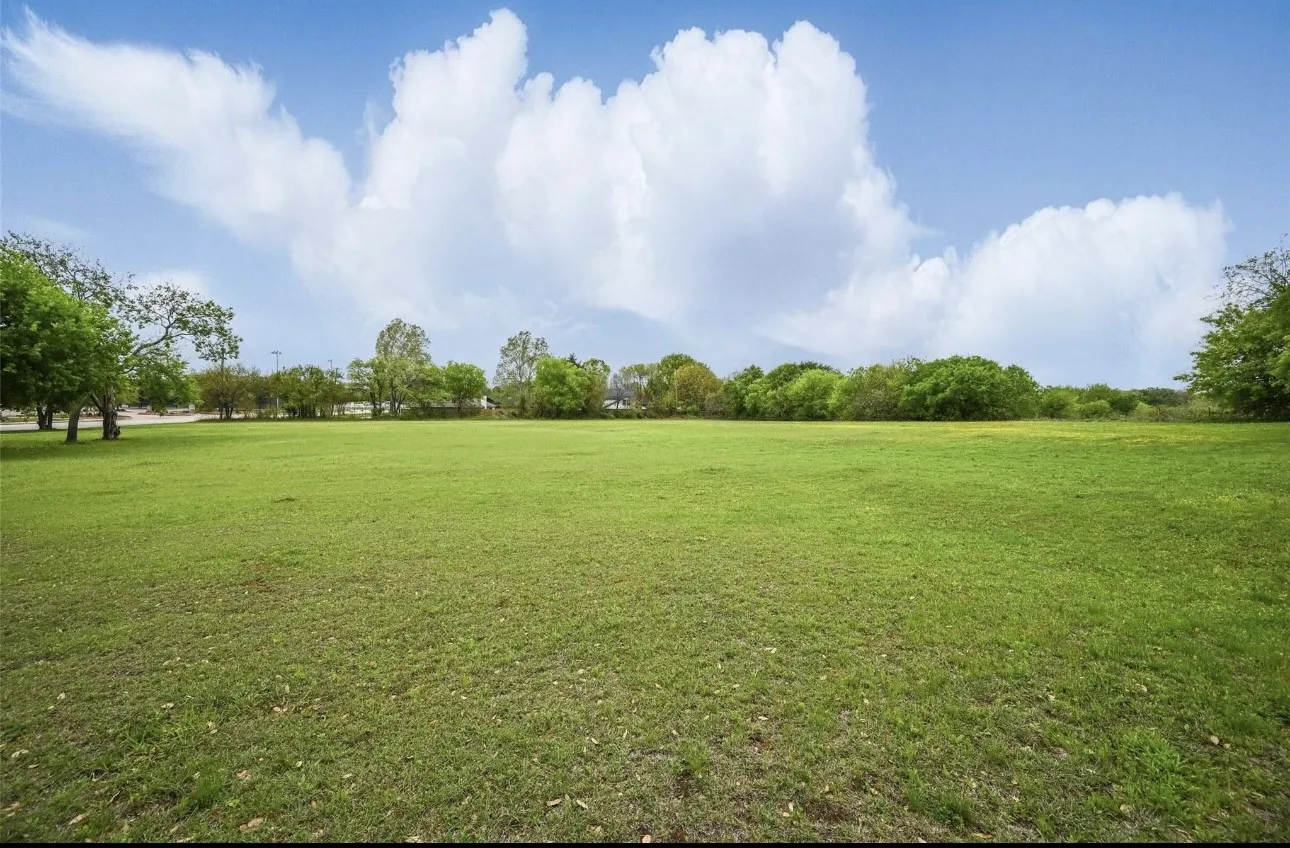 Unimproved Land For Sale in Tarrant County , 1731 N Walnut Creek Drive, Mansfield, Texas 76063, 0, 0, Garage spaces, 0 Sqft, built in 0, Price $575,000, mls#21354350, Real Estate Agent in Mansfield, Homes For Sale in Tarrant county, Homes For Sale in Mansfield, Realtor in Mansfield Texas, Real Estate Brokerage Independent Realty Texas, Luminita Cordes Realtor