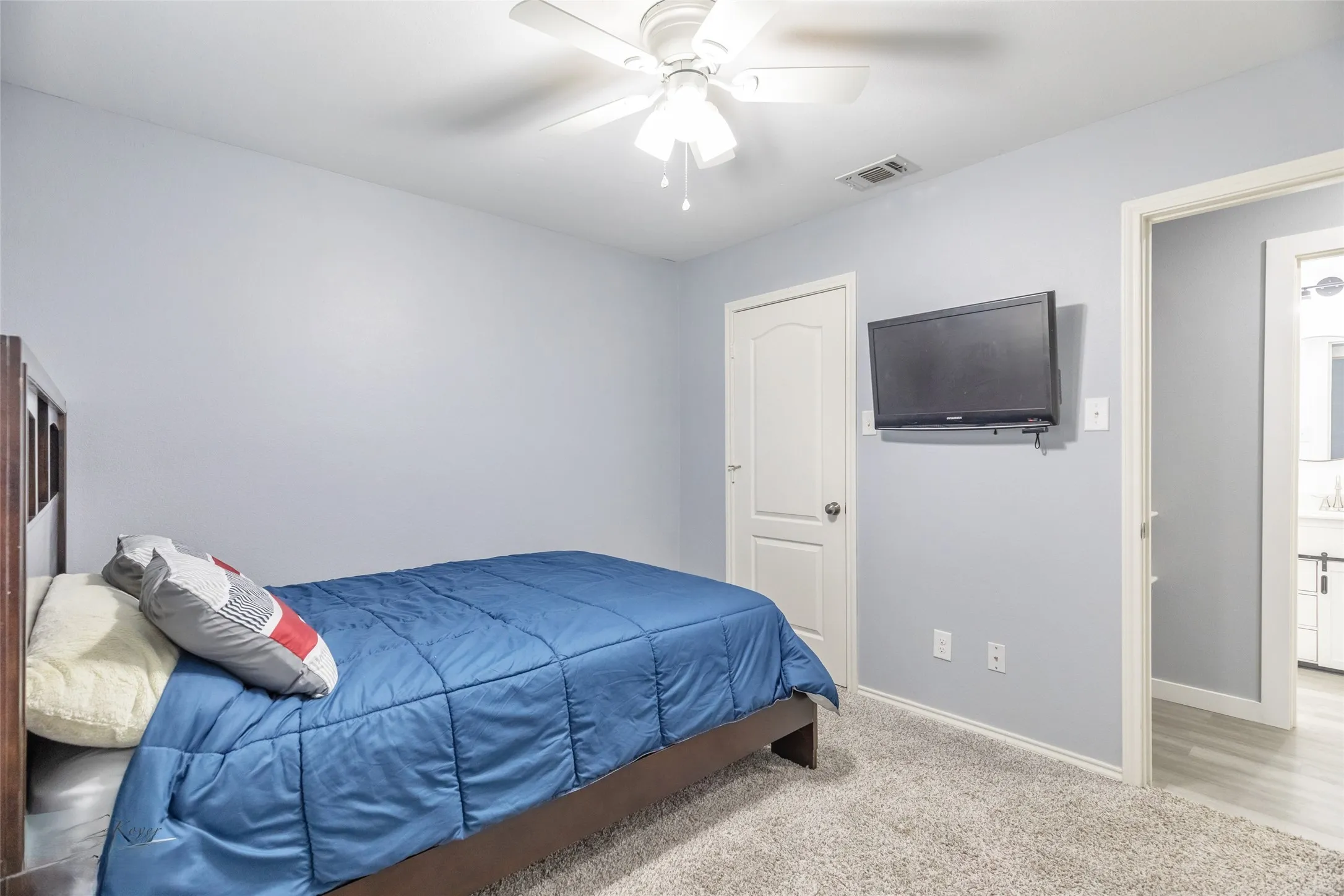 Single Family Residence For Sale in Taylor County , 6610 Picadilly Street, Abilene, Texas 79606, 3 Bedroom, 2 Bathroom, 2 Garage spaces, 1,551 Sqft, built in 2004, mls#21349956, Real Estate Agent in Abilene, Homes For Sale in Taylor county, Homes For Sale in Abilene, Realtor in Abilene Texas, Real Estate Brokerage Independent Realty Texas, Luminita Cordes Realtor