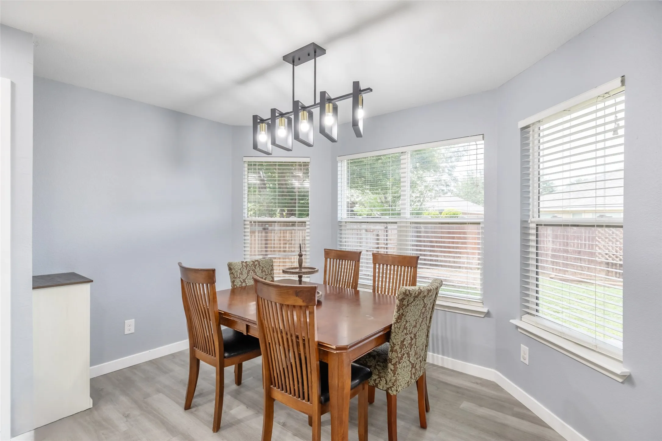 Single Family Residence For Sale in Taylor County , 6610 Picadilly Street, Abilene, Texas 79606, 3 Bedroom, 2 Bathroom, 2 Garage spaces, 1,551 Sqft, built in 2004, mls#21349956, Real Estate Agent in Abilene, Homes For Sale in Taylor county, Homes For Sale in Abilene, Realtor in Abilene Texas, Real Estate Brokerage Independent Realty Texas, Luminita Cordes Realtor