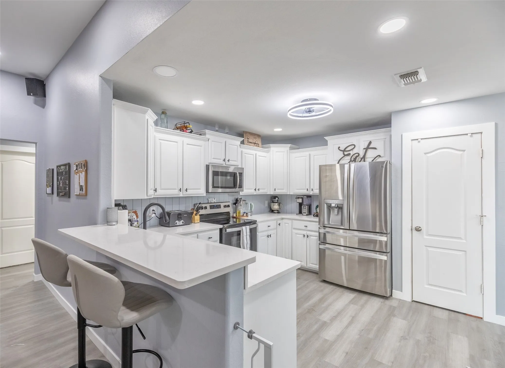 Single Family Residence For Sale in Taylor County , 6610 Picadilly Street, Abilene, Texas 79606, 3 Bedroom, 2 Bathroom, 2 Garage spaces, 1,551 Sqft, built in 2004, mls#21349956, Real Estate Agent in Abilene, Homes For Sale in Taylor county, Homes For Sale in Abilene, Realtor in Abilene Texas, Real Estate Brokerage Independent Realty Texas, Luminita Cordes Realtor