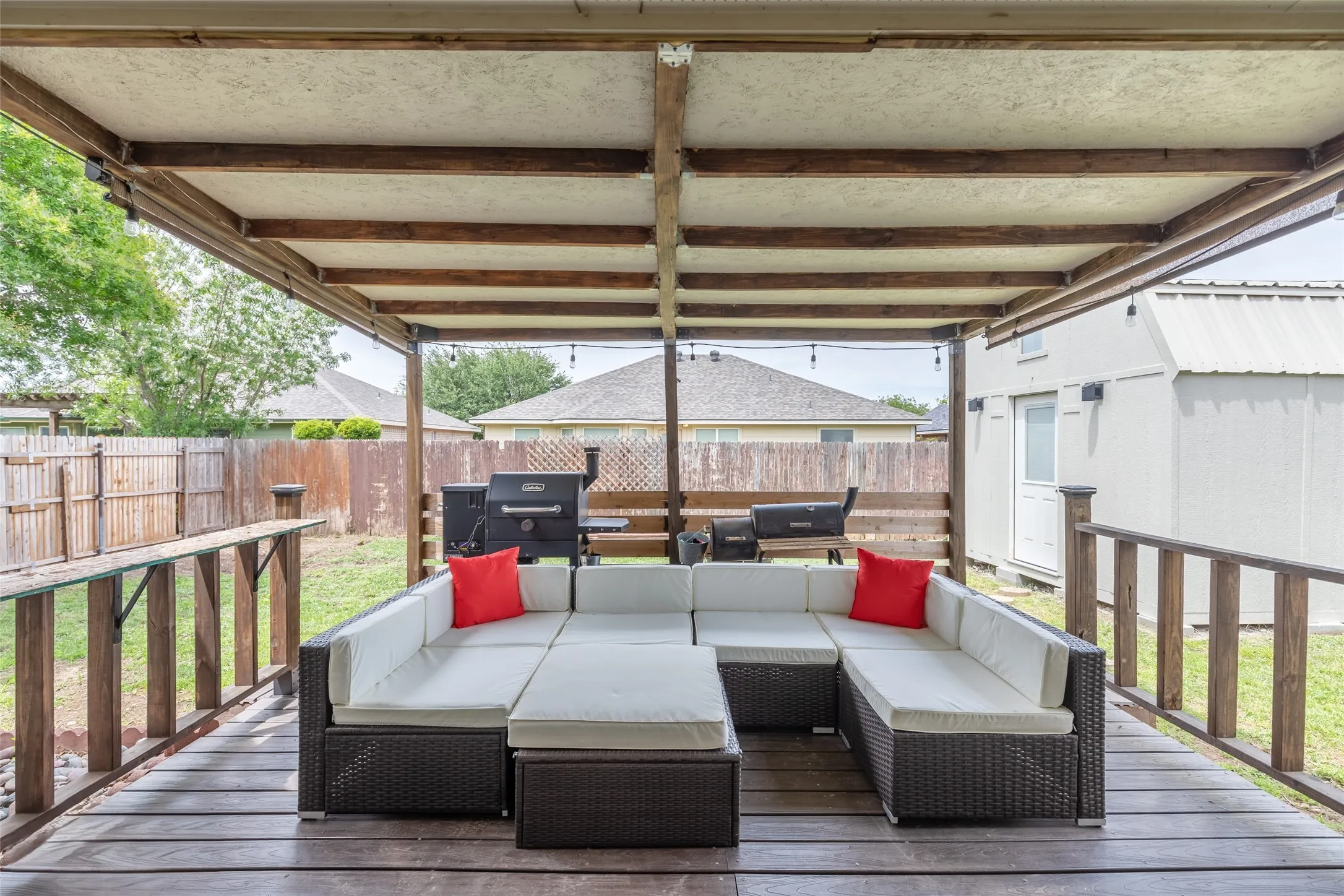Single Family Residence For Sale in Taylor County , 6610 Picadilly Street, Abilene, Texas 79606, 3 Bedroom, 2 Bathroom, 2 Garage spaces, 1,551 Sqft, built in 2004, mls#21349956, Real Estate Agent in Abilene, Homes For Sale in Taylor county, Homes For Sale in Abilene, Realtor in Abilene Texas, Real Estate Brokerage Independent Realty Texas, Luminita Cordes Realtor
