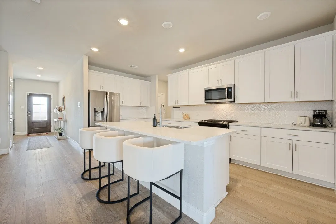 Single Family Residence For Rent in Collin County , 821 Buffalo Drive, Lowry Crossing, Texas 75069, 4 Bedroom, 4 Bathroom, 2 Garage spaces, 3,102 Sqft, built in 2024, mls#21352224, Real Estate Agent in Lowry Crossing, Homes For Rent in Collin county, Homes For Rent in Lowry Crossing, Realtor in Lowry Crossing Texas, Real Estate Brokerage Independent Realty Texas, Luminita Cordes Realtor