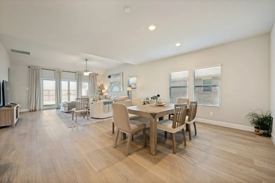 Single Family Residence For Rent in Collin County , 821 Buffalo Drive, Lowry Crossing, Texas 75069, 4 Bedroom, 4 Bathroom, 2 Garage spaces, 3,102 Sqft, built in 2024, mls#21352224, Real Estate Agent in Lowry Crossing, Homes For Rent in Collin county, Homes For Rent in Lowry Crossing, Realtor in Lowry Crossing Texas, Real Estate Brokerage Independent Realty Texas, Luminita Cordes Realtor