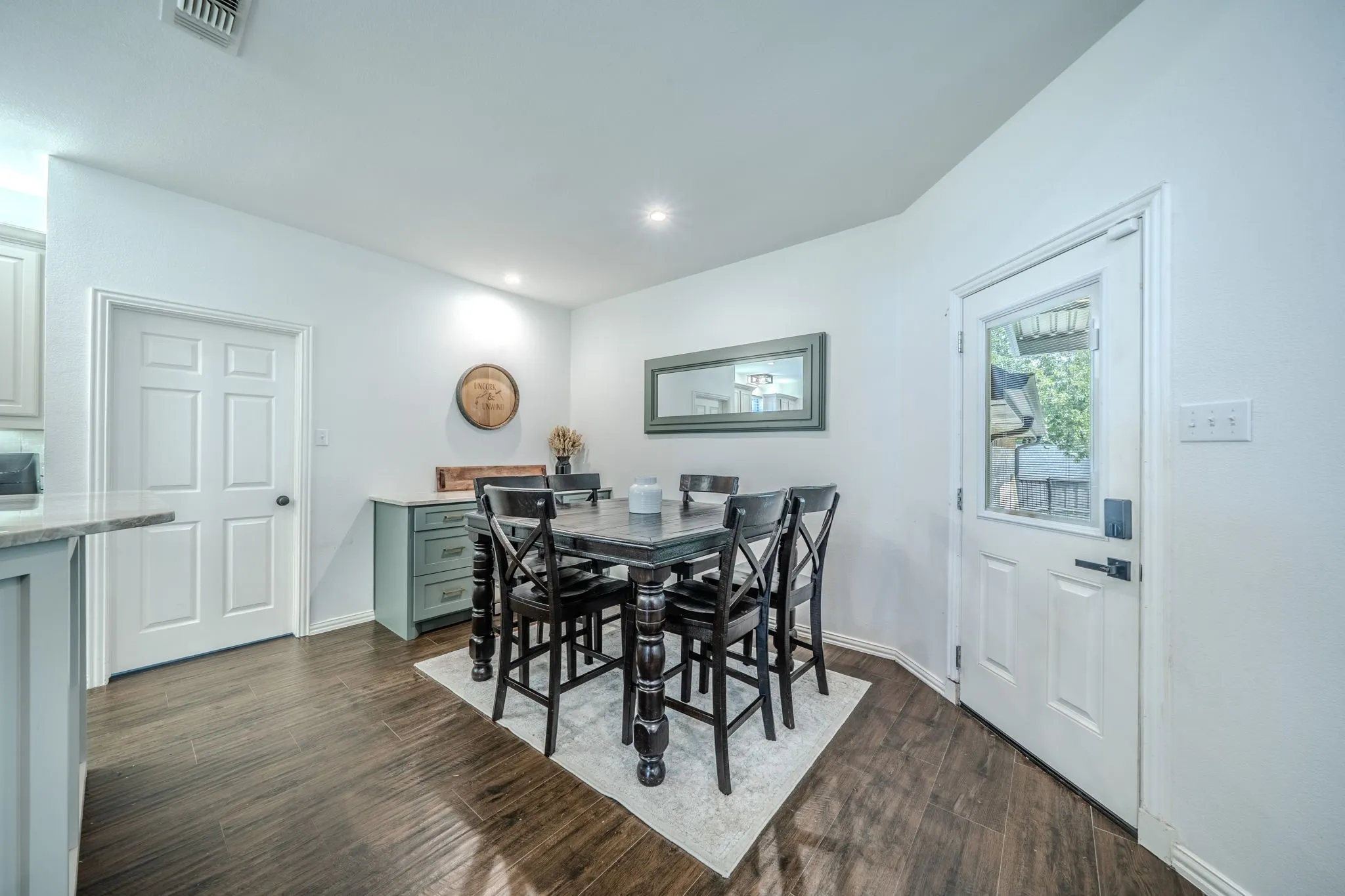 Breakfast Nook