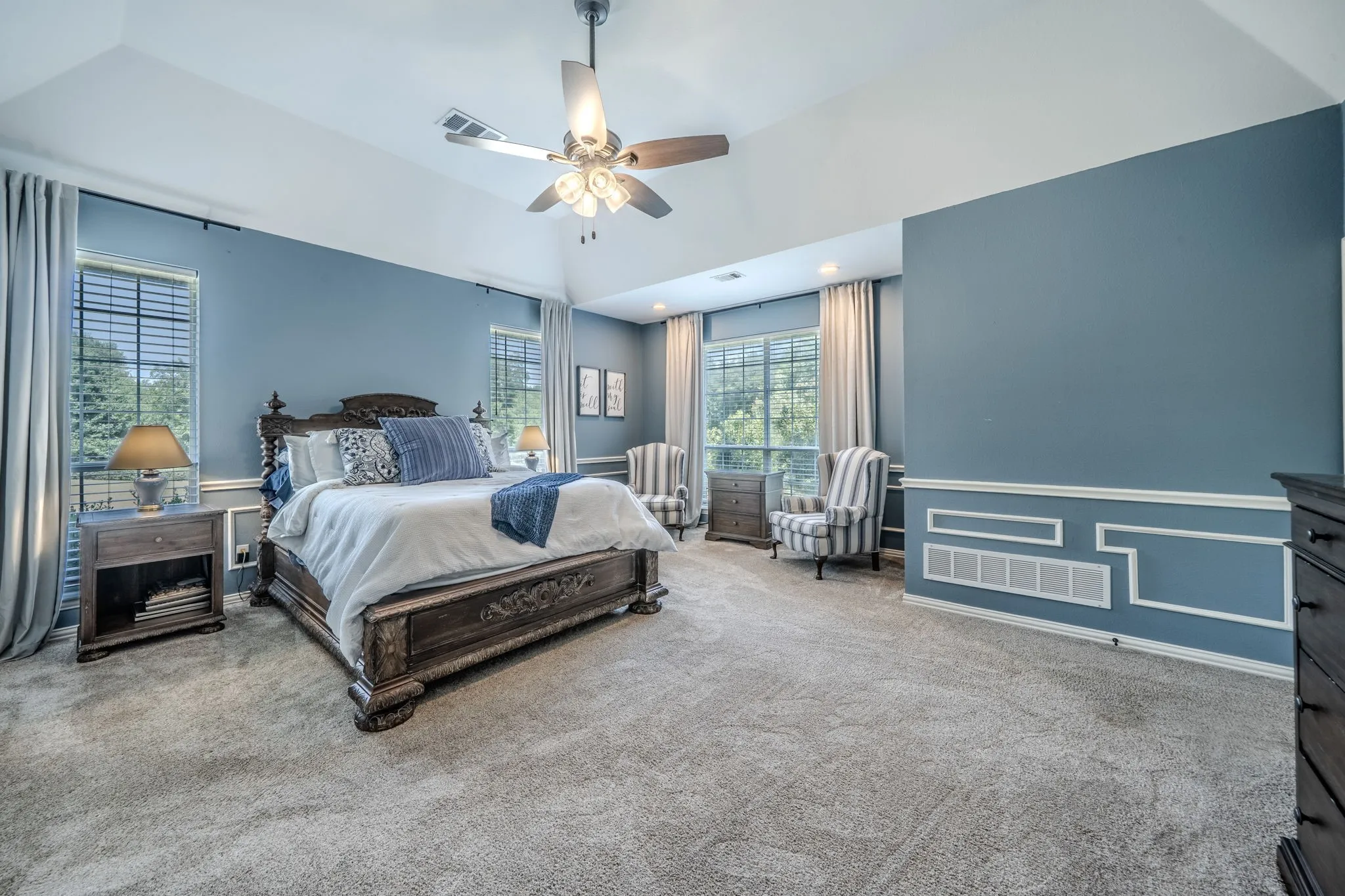 Single Family Residence For Sale in Ellis County , 1658 Pepper Tree Lane, Midlothian, Texas 76065, 4 Bedroom, 3 Bathroom, 2 Garage spaces, 2,920 Sqft, built in 1995, mls#21351697, Real Estate Agent in Midlothian, Homes For Sale in Ellis county, Homes For Sale in Midlothian, Realtor in Midlothian Texas, Real Estate Brokerage Independent Realty Texas, Luminita Cordes Realtor