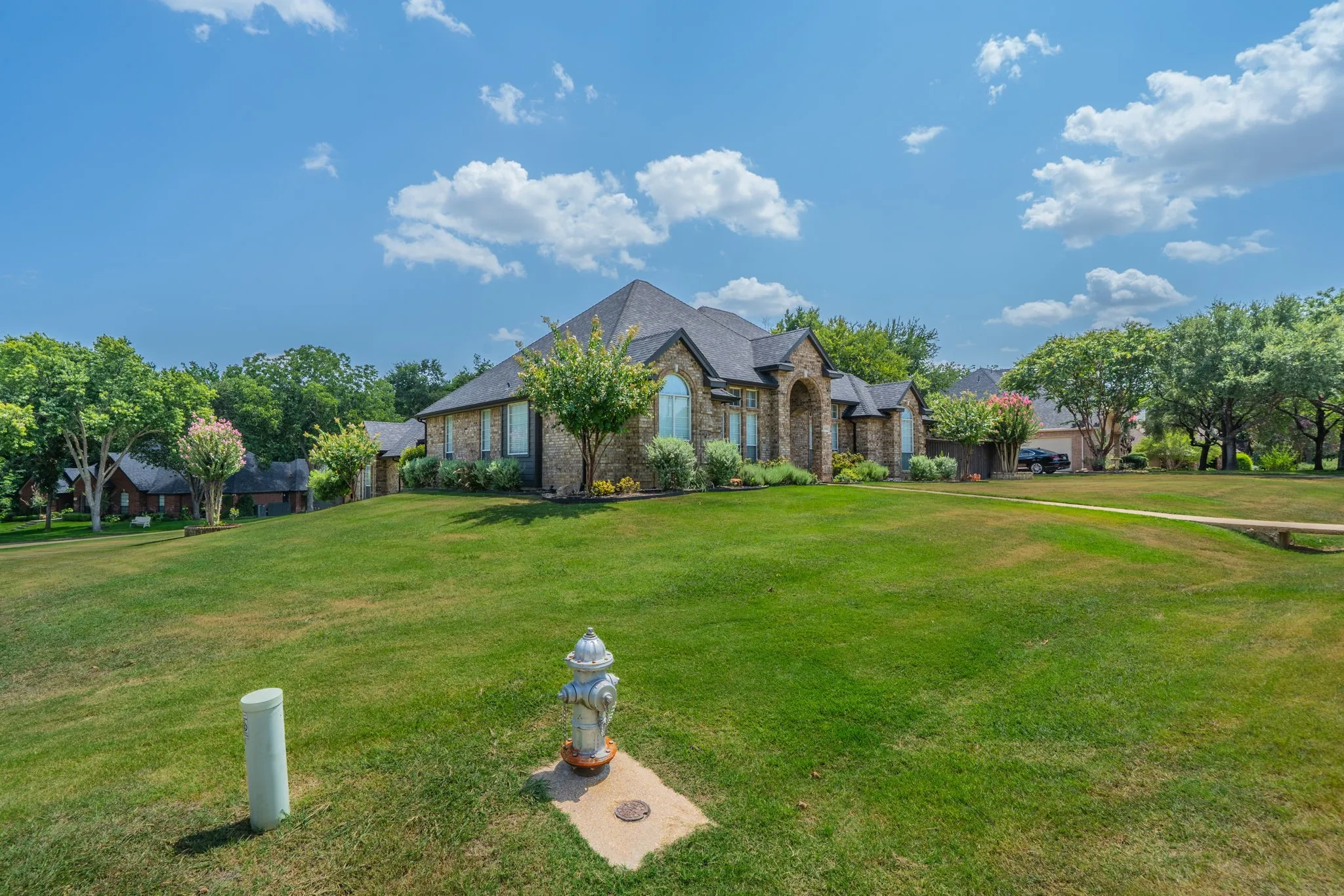 Single Family Residence For Sale in Ellis County , 1658 Pepper Tree Lane, Midlothian, Texas 76065, 4 Bedroom, 3 Bathroom, 2 Garage spaces, 2,920 Sqft, built in 1995, mls#21351697, Real Estate Agent in Midlothian, Homes For Sale in Ellis county, Homes For Sale in Midlothian, Realtor in Midlothian Texas, Real Estate Brokerage Independent Realty Texas, Luminita Cordes Realtor