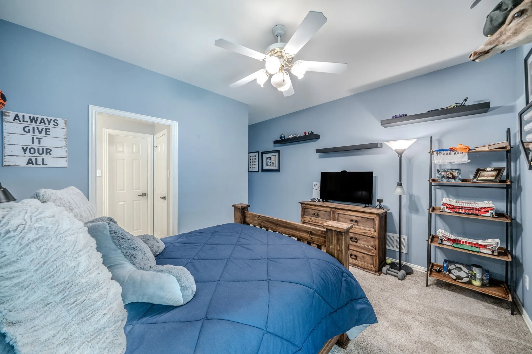 Bedroom 3 with Jack and Jill Bathroom