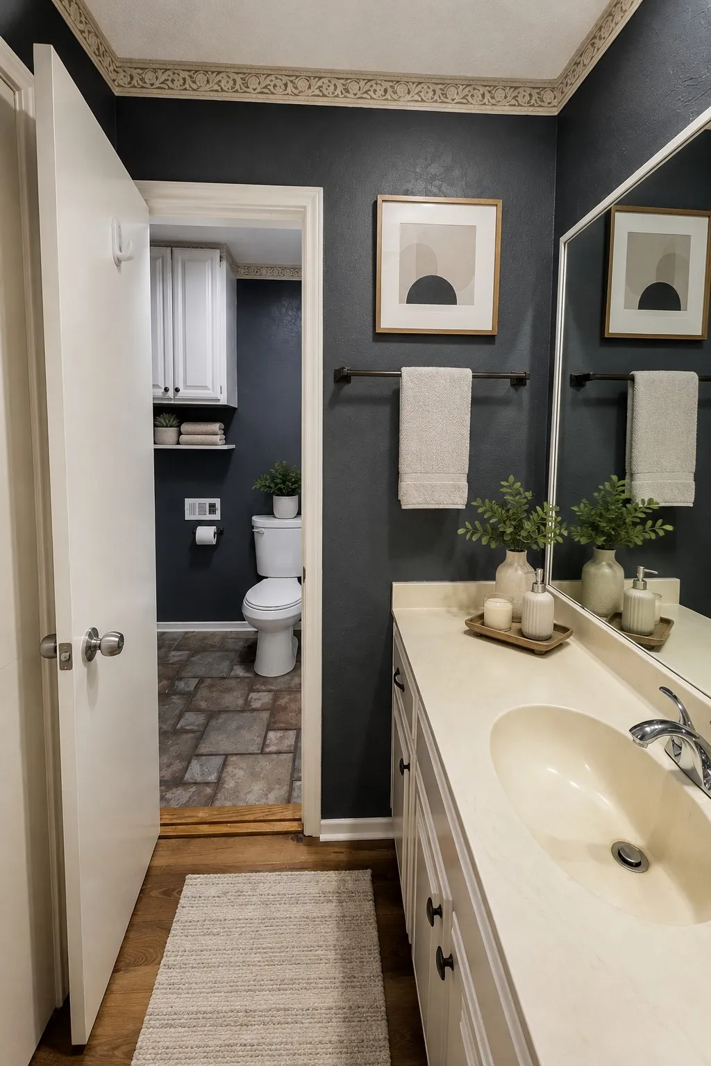 Townhouse For Rent in Tarrant County , 2312 Garden Park Court, Arlington, Texas 76013, 2 Bedroom, 3 Bathroom, 2 Garage spaces, 1,628 Sqft, built in 1977, mls#21354375, Real Estate Agent in Arlington, Homes For Rent in Tarrant county, Homes For Rent in Arlington, Realtor in Arlington Texas, Real Estate Brokerage Independent Realty Texas, Luminita Cordes Realtor