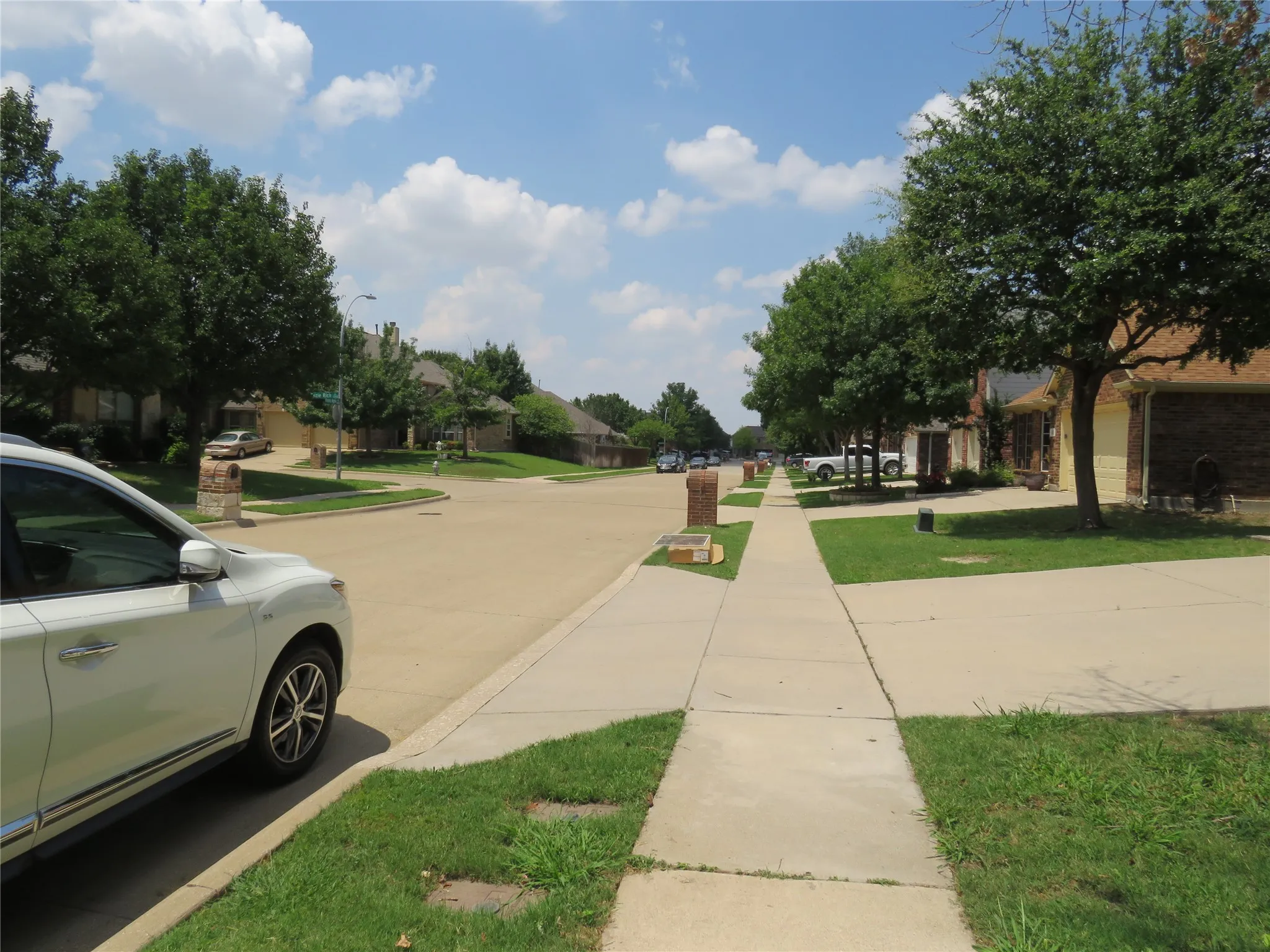 Single Family Residence For Rent in Tarrant County , 11828 Vienna Apple Road, Fort Worth, Texas 76244, 3 Bedroom, 2 Bathroom, 2 Garage spaces, 2,019 Sqft, built in 2007, mls#21354357, Real Estate Agent in Fort Worth, Homes For Rent in Tarrant county, Homes For Rent in Fort Worth, Realtor in Fort Worth Texas, Real Estate Brokerage Independent Realty Texas, Luminita Cordes Realtor