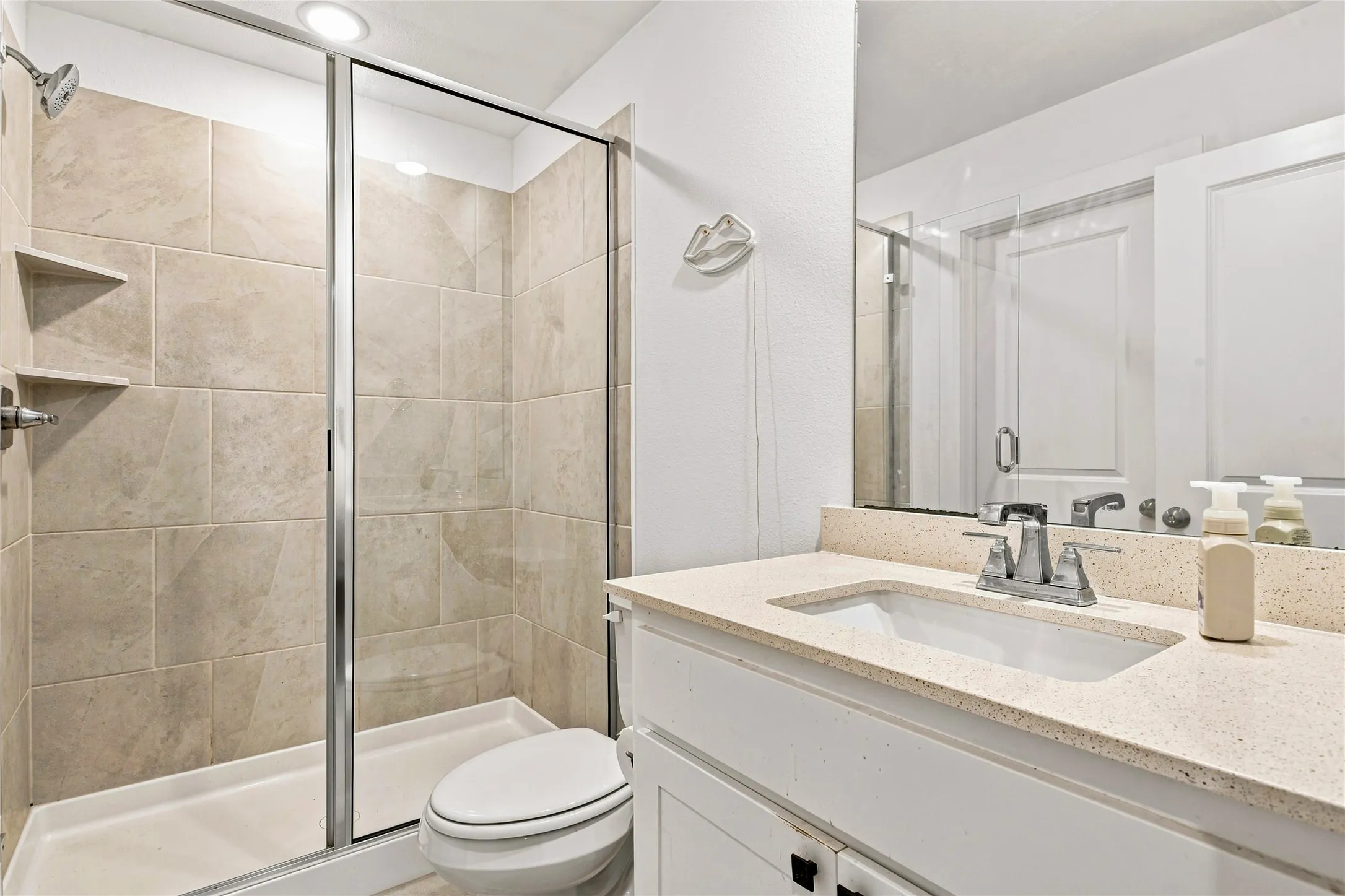 Single Family Residence For Sale in Collin County , 4905 Celestial Road, Mc Kinney, Texas 75071, 4 Bedroom, 3 Bathroom, 2 Garage spaces, 3,125 Sqft, built in 2022, mls#21347170, Real Estate Agent in Mc Kinney, Homes For Sale in Collin county, Homes For Sale in Mc Kinney, Realtor in Mc Kinney Texas, Real Estate Brokerage Independent Realty Texas, Luminita Cordes Realtor