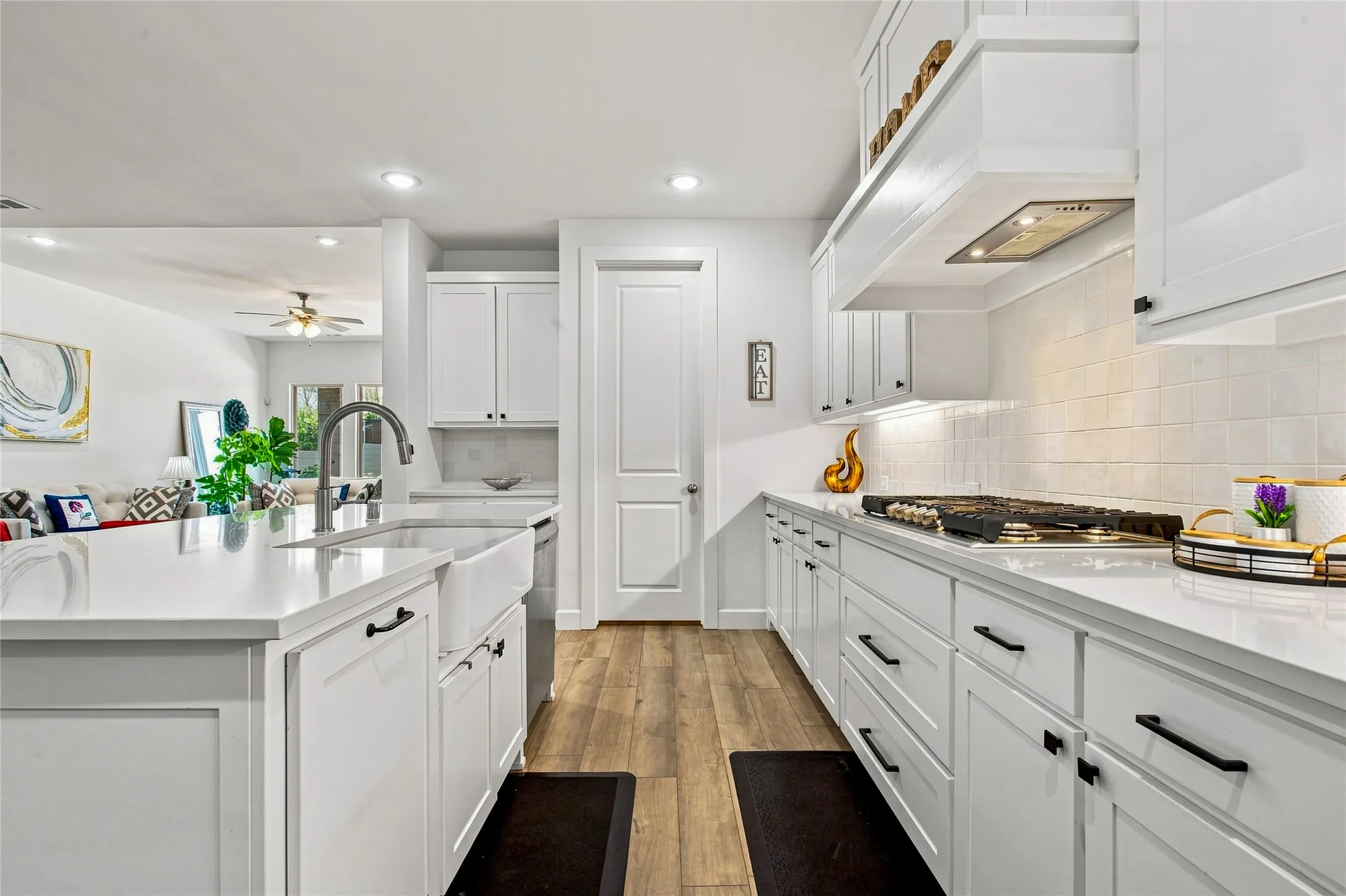 Single Family Residence For Sale in Collin County , 4905 Celestial Road, Mc Kinney, Texas 75071, 4 Bedroom, 3 Bathroom, 2 Garage spaces, 3,125 Sqft, built in 2022, mls#21347170, Real Estate Agent in Mc Kinney, Homes For Sale in Collin county, Homes For Sale in Mc Kinney, Realtor in Mc Kinney Texas, Real Estate Brokerage Independent Realty Texas, Luminita Cordes Realtor
