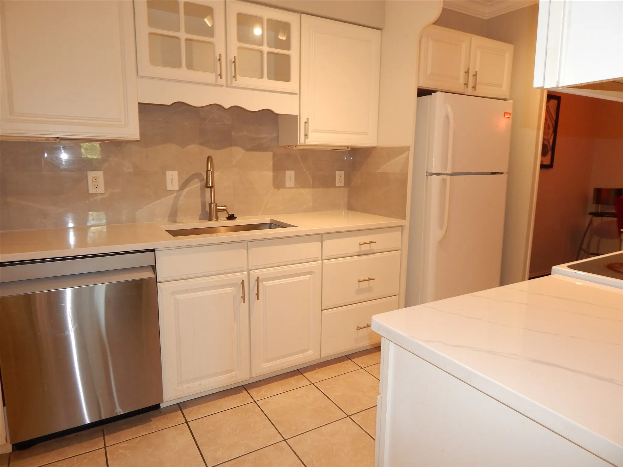 Condominium For Rent in Collin County , 2612 Custer Parkway D, Richardson, Texas 75080, 3 Bedroom, 4 Bathroom, Garage spaces, 1,800 Sqft, built in 1973, mls#21353201, Real Estate Agent in Richardson, Homes For Rent in Collin county, Homes For Rent in Richardson, Realtor in Richardson Texas, Real Estate Brokerage Independent Realty Texas, Luminita Cordes Realtor
