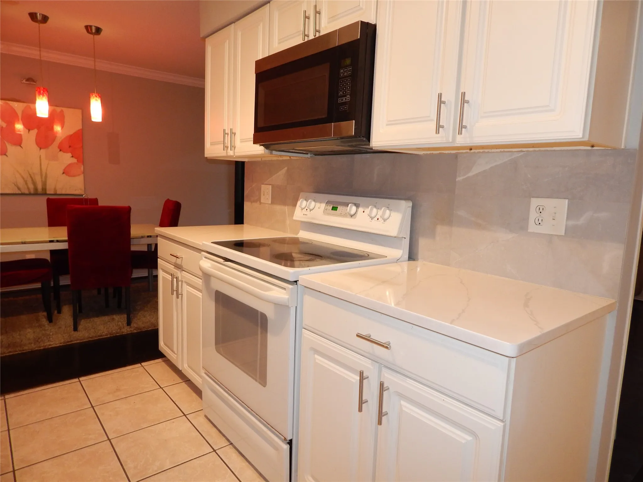 Condominium For Rent in Collin County , 2612 Custer Parkway D, Richardson, Texas 75080, 3 Bedroom, 4 Bathroom, Garage spaces, 1,800 Sqft, built in 1973, mls#21353201, Real Estate Agent in Richardson, Homes For Rent in Collin county, Homes For Rent in Richardson, Realtor in Richardson Texas, Real Estate Brokerage Independent Realty Texas, Luminita Cordes Realtor