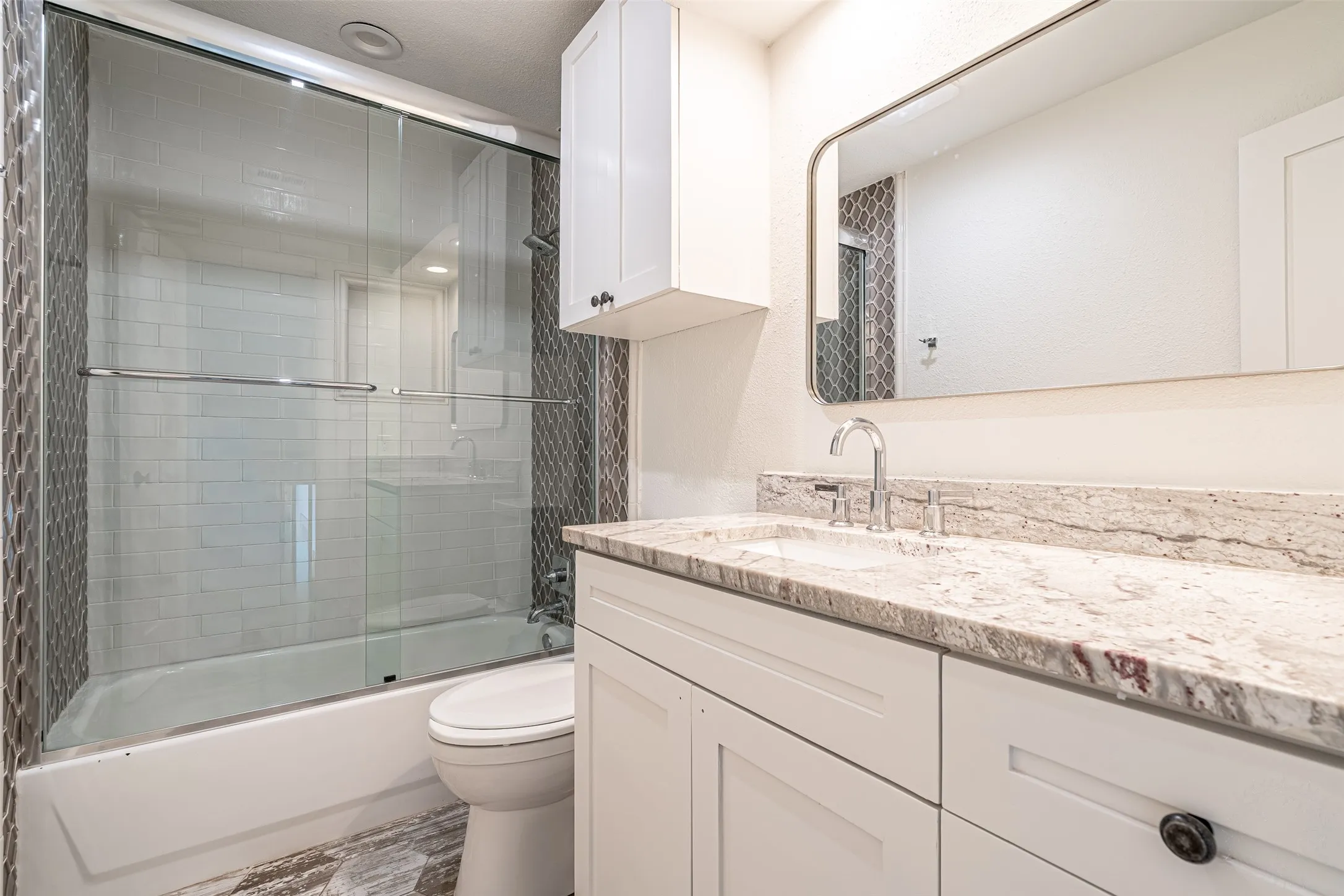 Upstairs Bath
