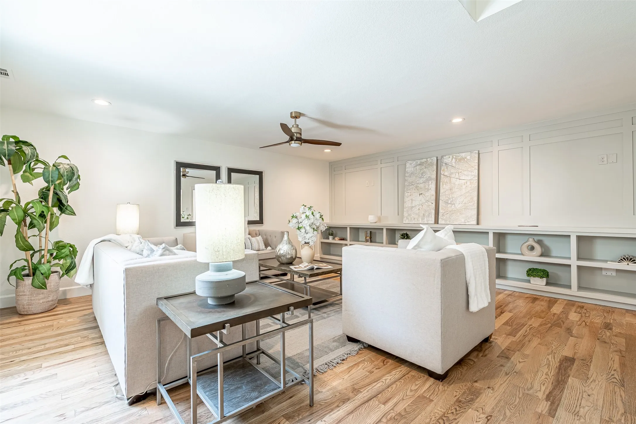 Single Family Residence For Sale in Tarrant County , 1904 Woodstock Drive, Colleyville, Texas 76034, 5 Bedroom, 4 Bathroom, 2 Garage spaces, 3,797 Sqft, built in 1980, mls#21346452, Real Estate Agent in Colleyville, Homes For Sale in Tarrant county, Homes For Sale in Colleyville, Realtor in Colleyville Texas, Real Estate Brokerage Independent Realty Texas, Luminita Cordes Realtor