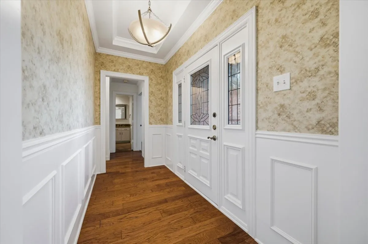 Single Family Residence For Sale in Collin County , 2669 Daffodil Drive, Richardson, Texas 75082, 4 Bedroom, 3 Bathroom, 2 Garage spaces, 2,259 Sqft, built in 1986, mls#21352750, Real Estate Agent in Richardson, Homes For Sale in Collin county, Homes For Sale in Richardson, Realtor in Richardson Texas, Real Estate Brokerage Independent Realty Texas, Luminita Cordes Realtor