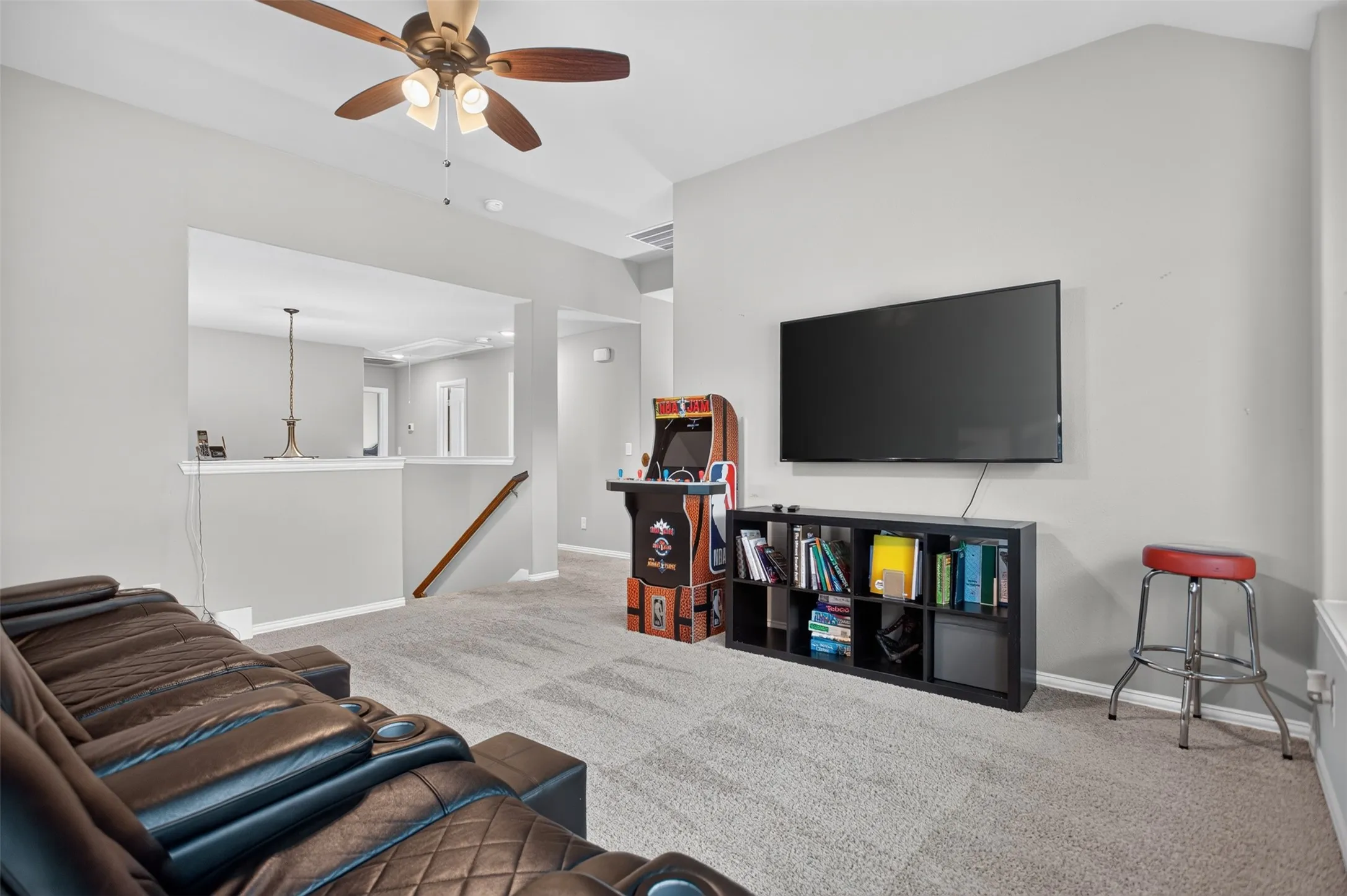 Single Family Residence For Sale in Rockwall County , 1811 Moscatel Lane, Mclendon Chisholm, Texas 75032, 5 Bedroom, 5 Bathroom, 2 Garage spaces, 3,721 Sqft, built in 2022, mls#21353501, Real Estate Agent in Mclendon Chisholm, Homes For Sale in Rockwall county, Homes For Sale in Mclendon Chisholm, Realtor in Mclendon Chisholm Texas, Real Estate Brokerage Independent Realty Texas, Luminita Cordes Realtor