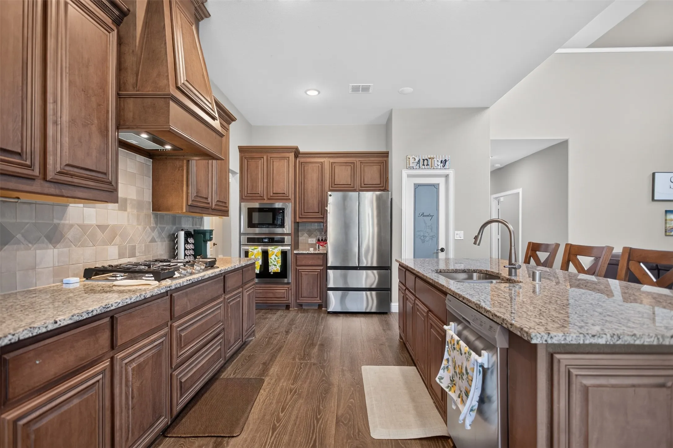 Single Family Residence For Sale in Rockwall County , 1811 Moscatel Lane, Mclendon Chisholm, Texas 75032, 5 Bedroom, 5 Bathroom, 2 Garage spaces, 3,721 Sqft, built in 2022, mls#21353501, Real Estate Agent in Mclendon Chisholm, Homes For Sale in Rockwall county, Homes For Sale in Mclendon Chisholm, Realtor in Mclendon Chisholm Texas, Real Estate Brokerage Independent Realty Texas, Luminita Cordes Realtor
