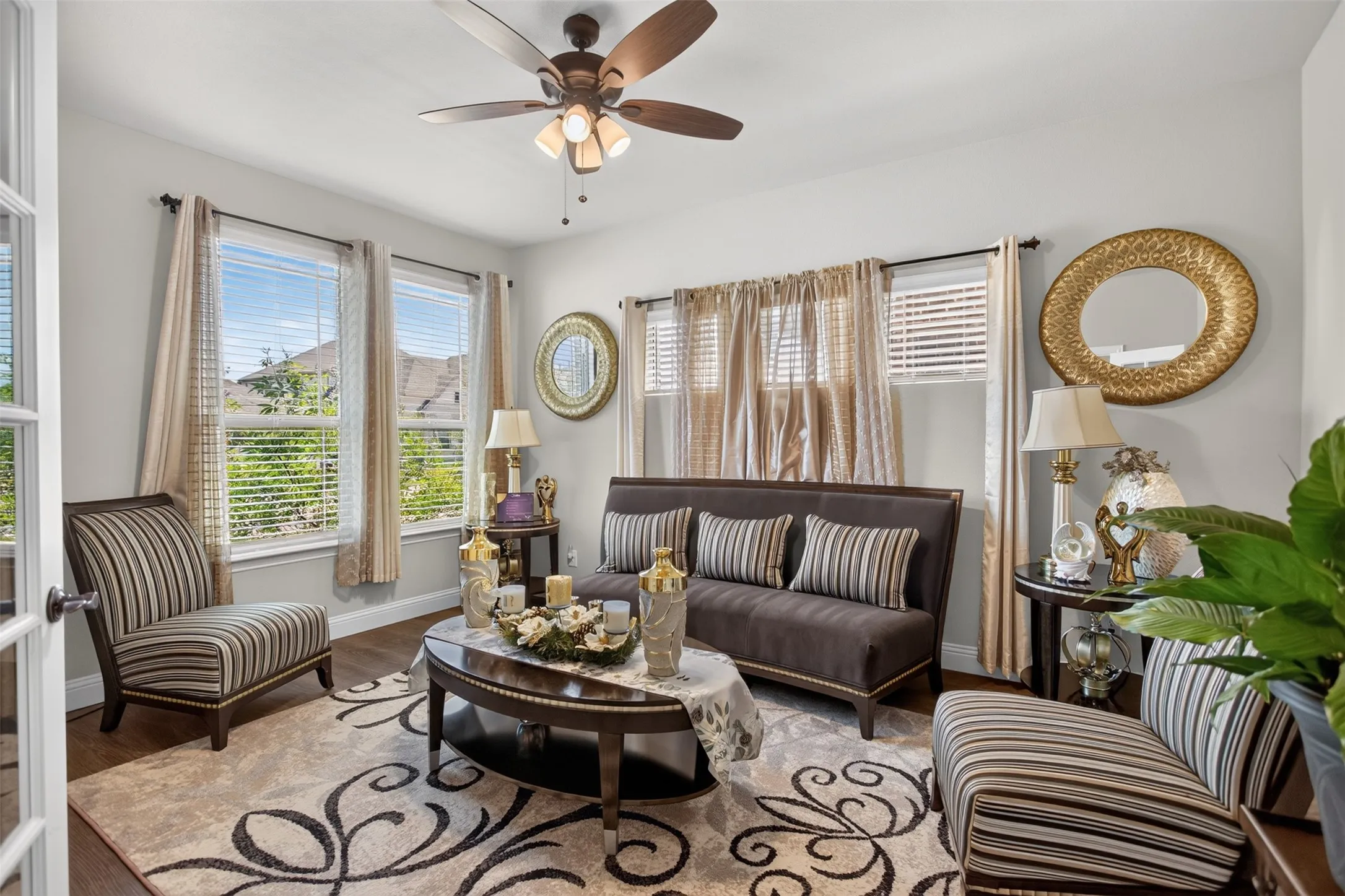 Single Family Residence For Sale in Rockwall County , 1811 Moscatel Lane, Mclendon Chisholm, Texas 75032, 5 Bedroom, 5 Bathroom, 2 Garage spaces, 3,721 Sqft, built in 2022, mls#21353501, Real Estate Agent in Mclendon Chisholm, Homes For Sale in Rockwall county, Homes For Sale in Mclendon Chisholm, Realtor in Mclendon Chisholm Texas, Real Estate Brokerage Independent Realty Texas, Luminita Cordes Realtor