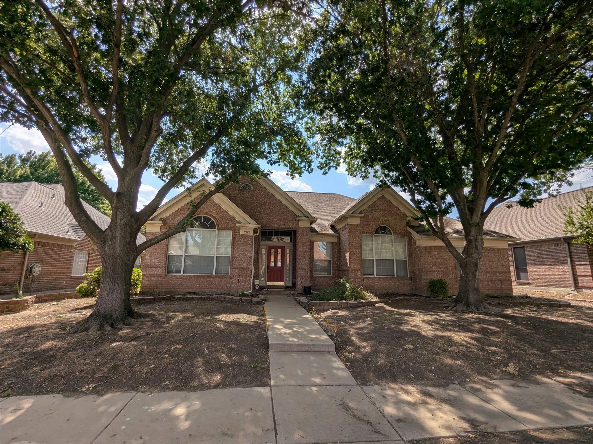 Single Family Residence For Rent in Collin County , 7113 Chardonnay Drive, Frisco, Texas 75035, 3 Bedroom, 2 Bathroom, 2 Garage spaces, 2,222 Sqft, built in 1994, mls#21347631, Real Estate Agent in Frisco, Homes For Rent in Collin county, Homes For Rent in Frisco, Realtor in Frisco Texas, Real Estate Brokerage Independent Realty Texas, Luminita Cordes Realtor