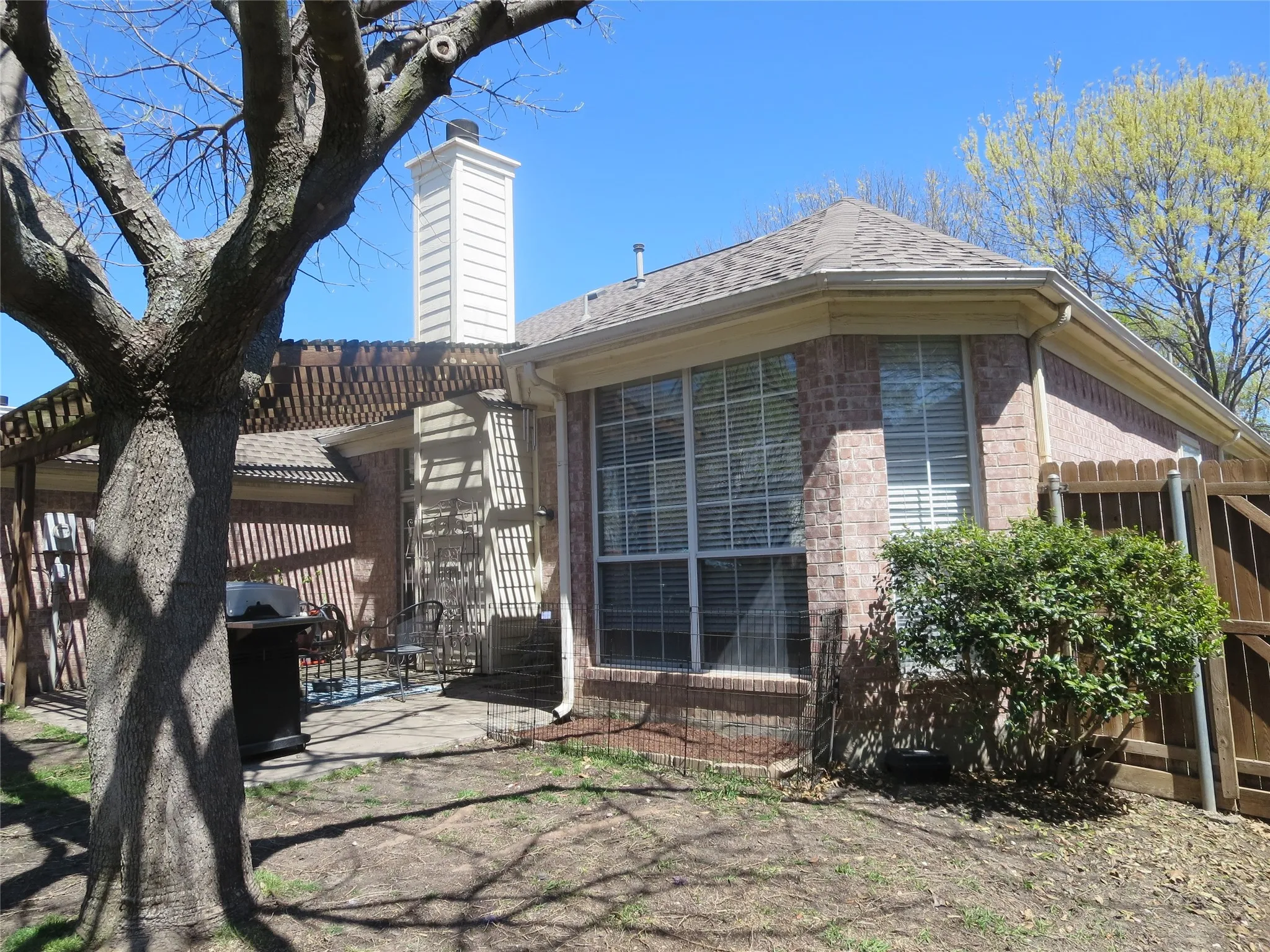 Single Family Residence For Rent in Collin County , 7113 Chardonnay Drive, Frisco, Texas 75035, 3 Bedroom, 2 Bathroom, 2 Garage spaces, 2,222 Sqft, built in 1994, mls#21347631, Real Estate Agent in Frisco, Homes For Rent in Collin county, Homes For Rent in Frisco, Realtor in Frisco Texas, Real Estate Brokerage Independent Realty Texas, Luminita Cordes Realtor