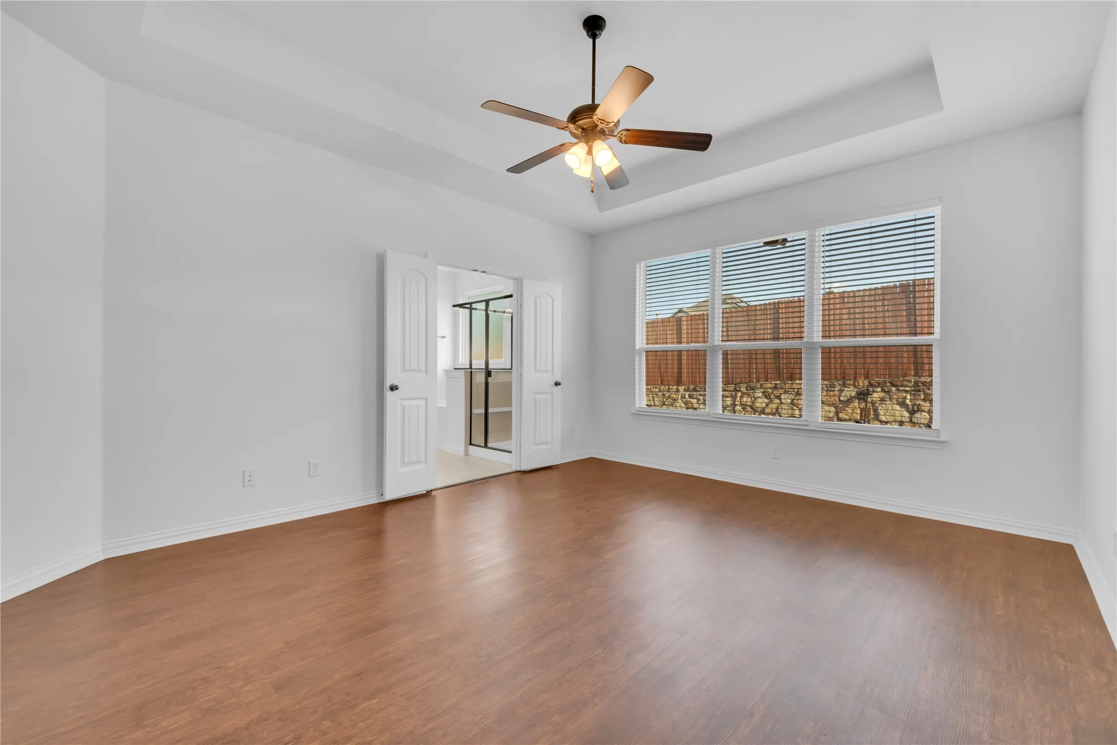 Single Family Residence For Sale in Tarrant County , 7337 Howling Coyote Lane, Fort Worth, Texas 76131, 3 Bedroom, 2 Bathroom, 2 Garage spaces, 2,003 Sqft, built in 2021, mls#21353836, Real Estate Agent in Fort Worth, Homes For Sale in Tarrant county, Homes For Sale in Fort Worth, Realtor in Fort Worth Texas, Real Estate Brokerage Independent Realty Texas, Luminita Cordes Realtor