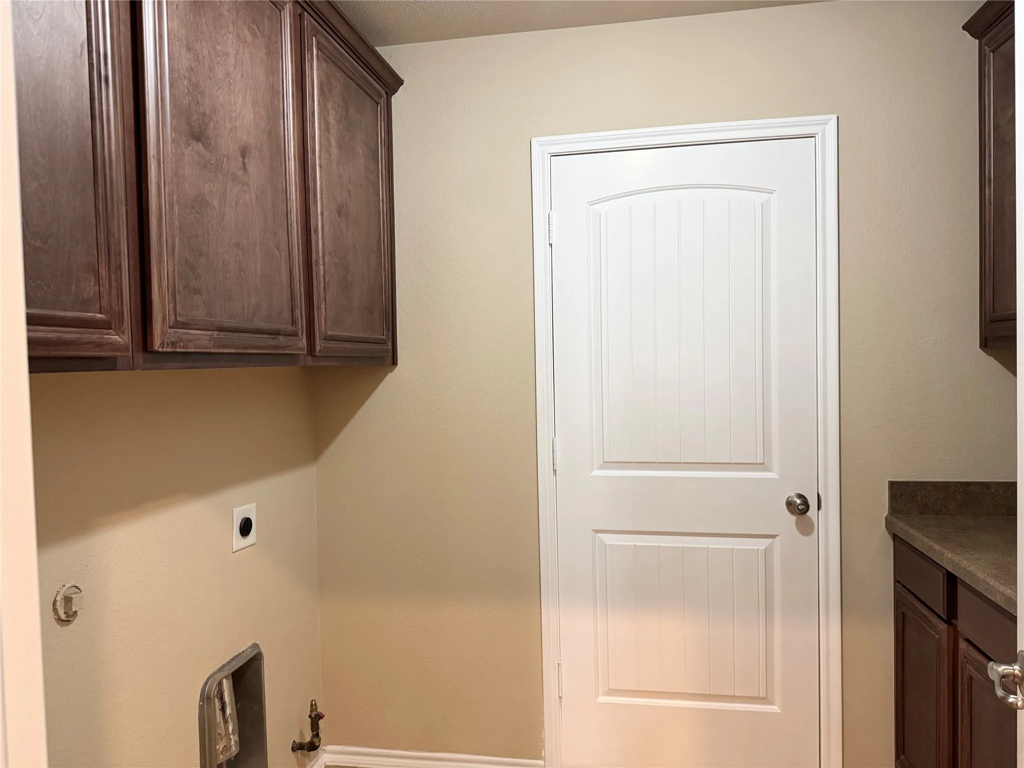 Single Family Residence For Rent in Collin County , 9709 Straightaway Drive, Mc Kinney, Texas 75072, 4 Bedroom, 2 Bathroom, 2 Garage spaces, 1,617 Sqft, built in 2009, mls#21352719, Real Estate Agent in Mc Kinney, Homes For Rent in Collin county, Homes For Rent in Mc Kinney, Realtor in Mc Kinney Texas, Real Estate Brokerage Independent Realty Texas, Luminita Cordes Realtor