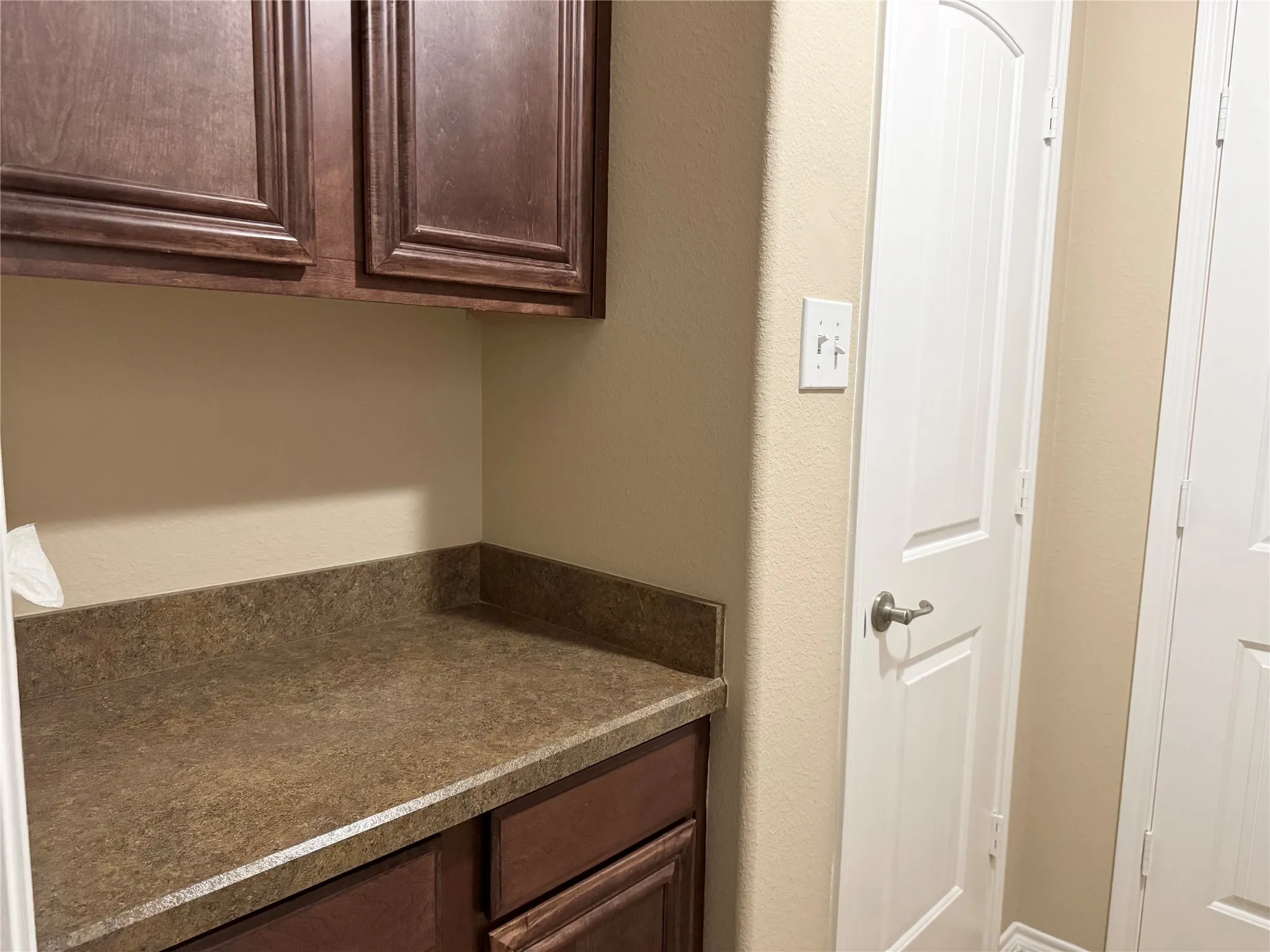 Single Family Residence For Rent in Collin County , 9709 Straightaway Drive, Mc Kinney, Texas 75072, 4 Bedroom, 2 Bathroom, 2 Garage spaces, 1,617 Sqft, built in 2009, mls#21352719, Real Estate Agent in Mc Kinney, Homes For Rent in Collin county, Homes For Rent in Mc Kinney, Realtor in Mc Kinney Texas, Real Estate Brokerage Independent Realty Texas, Luminita Cordes Realtor
