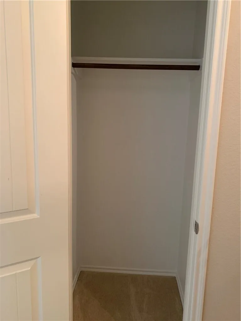 Single Family Residence For Rent in Collin County , 9709 Straightaway Drive, Mc Kinney, Texas 75072, 4 Bedroom, 2 Bathroom, 2 Garage spaces, 1,617 Sqft, built in 2009, mls#21352719, Real Estate Agent in Mc Kinney, Homes For Rent in Collin county, Homes For Rent in Mc Kinney, Realtor in Mc Kinney Texas, Real Estate Brokerage Independent Realty Texas, Luminita Cordes Realtor