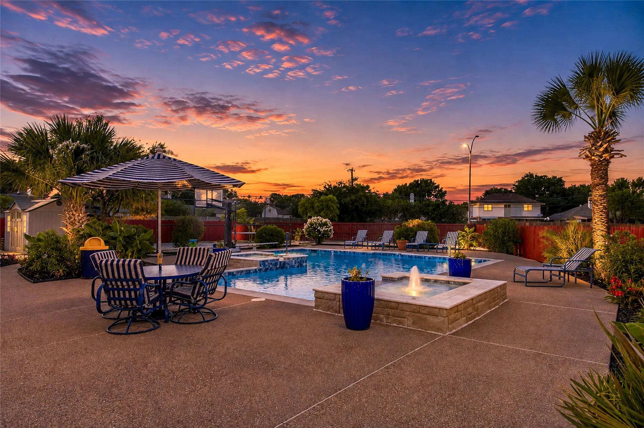 Beautiful end to the day at home.