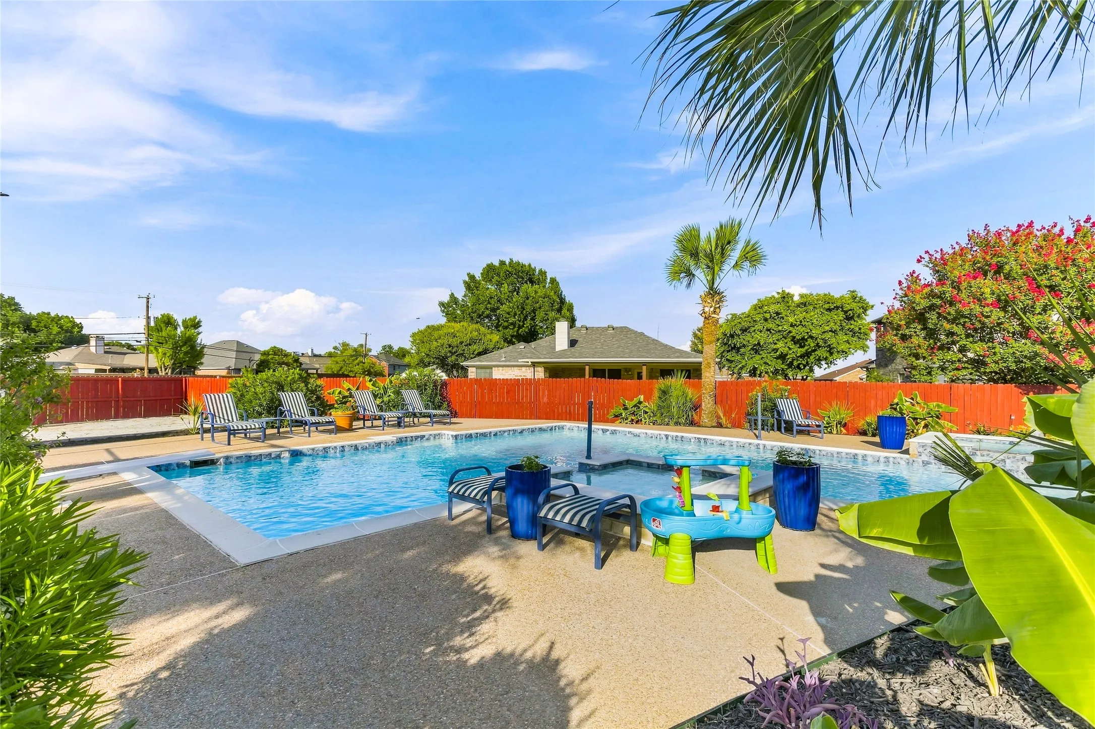 A shallow kiddie pool area.