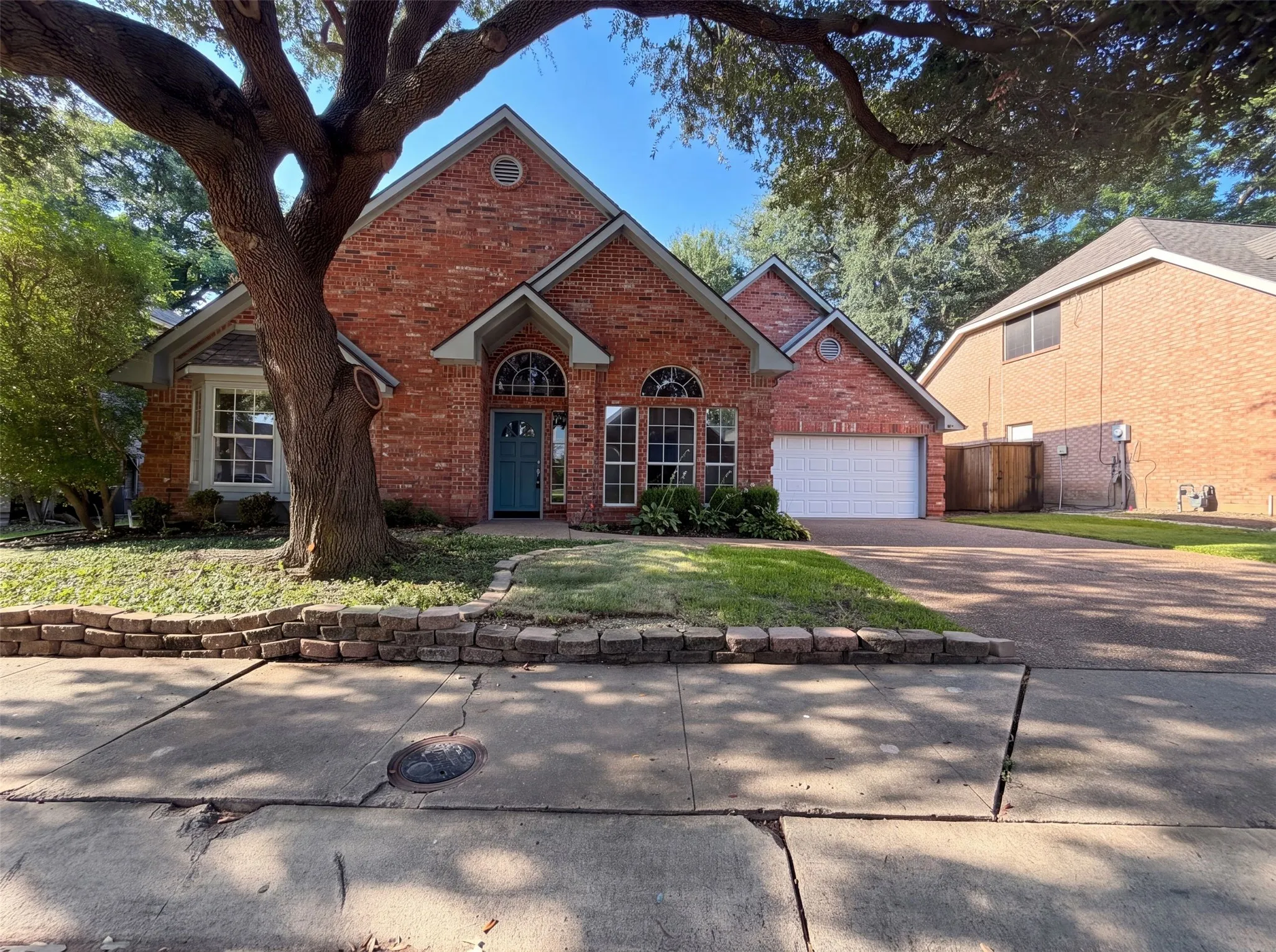 Single Family Residence For Sale in Collin County , 5101 Quail Ridge Drive, Mc Kinney, Texas 75072, 3 Bedroom, 2 Bathroom, 2 Garage spaces, 1,672 Sqft, built in 1991, mls#21354420, Real Estate Agent in Mc Kinney, Homes For Sale in Collin county, Homes For Sale in Mc Kinney, Realtor in Mc Kinney Texas, Real Estate Brokerage Independent Realty Texas, Luminita Cordes Realtor