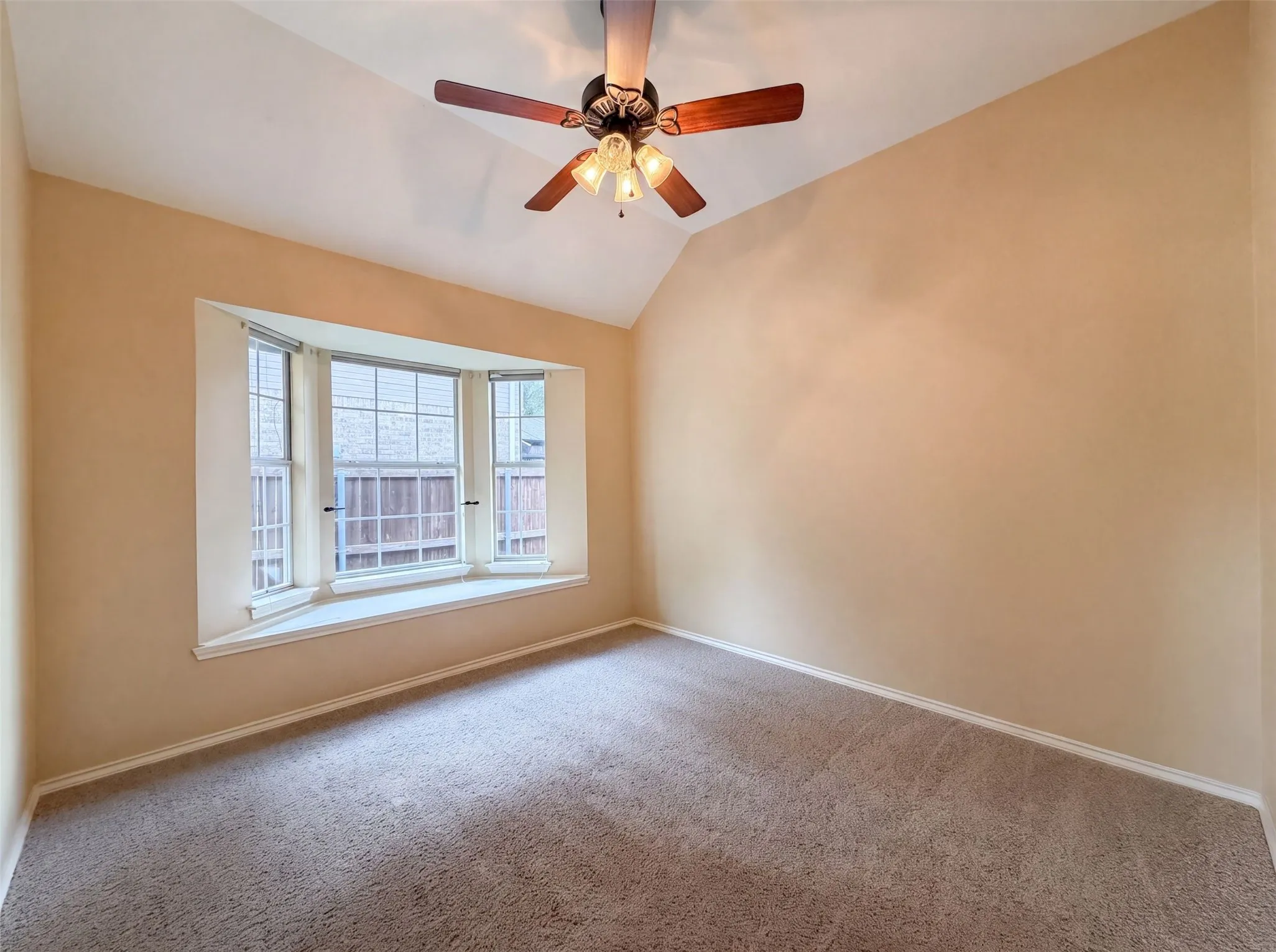Single Family Residence For Sale in Collin County , 5101 Quail Ridge Drive, Mc Kinney, Texas 75072, 3 Bedroom, 2 Bathroom, 2 Garage spaces, 1,672 Sqft, built in 1991, mls#21354420, Real Estate Agent in Mc Kinney, Homes For Sale in Collin county, Homes For Sale in Mc Kinney, Realtor in Mc Kinney Texas, Real Estate Brokerage Independent Realty Texas, Luminita Cordes Realtor