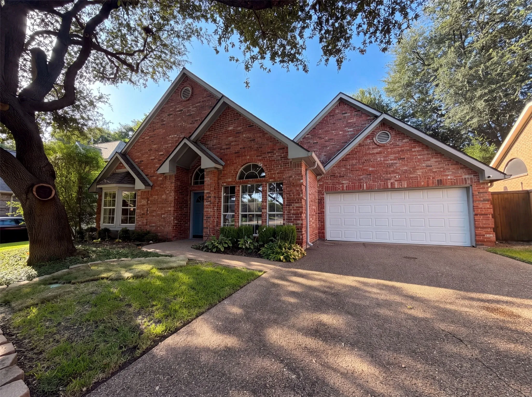 Single Family Residence For Sale in Collin County , 5101 Quail Ridge Drive, Mc Kinney, Texas 75072, 3 Bedroom, 2 Bathroom, 2 Garage spaces, 1,672 Sqft, built in 1991, mls#21354420, Real Estate Agent in Mc Kinney, Homes For Sale in Collin county, Homes For Sale in Mc Kinney, Realtor in Mc Kinney Texas, Real Estate Brokerage Independent Realty Texas, Luminita Cordes Realtor
