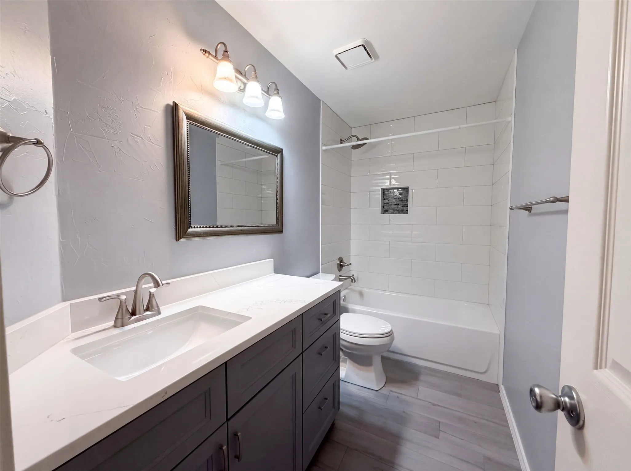 Single Family Residence For Sale in Collin County , 5101 Quail Ridge Drive, Mc Kinney, Texas 75072, 3 Bedroom, 2 Bathroom, 2 Garage spaces, 1,672 Sqft, built in 1991, mls#21354420, Real Estate Agent in Mc Kinney, Homes For Sale in Collin county, Homes For Sale in Mc Kinney, Realtor in Mc Kinney Texas, Real Estate Brokerage Independent Realty Texas, Luminita Cordes Realtor