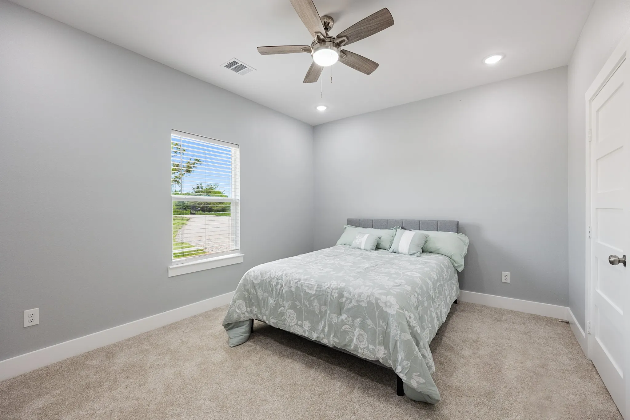 Single Family Residence For Sale in Hopkins County , 285 County Road 1120, Cumby, Texas 75433, 3 Bedroom, 2 Bathroom, 4 Garage spaces, 2,100 Sqft, built in 2026, mls#21354423, Real Estate Agent in Cumby, Homes For Sale in Hopkins county, Homes For Sale in Cumby, Realtor in Cumby Texas, Real Estate Brokerage Independent Realty Texas, Luminita Cordes Realtor